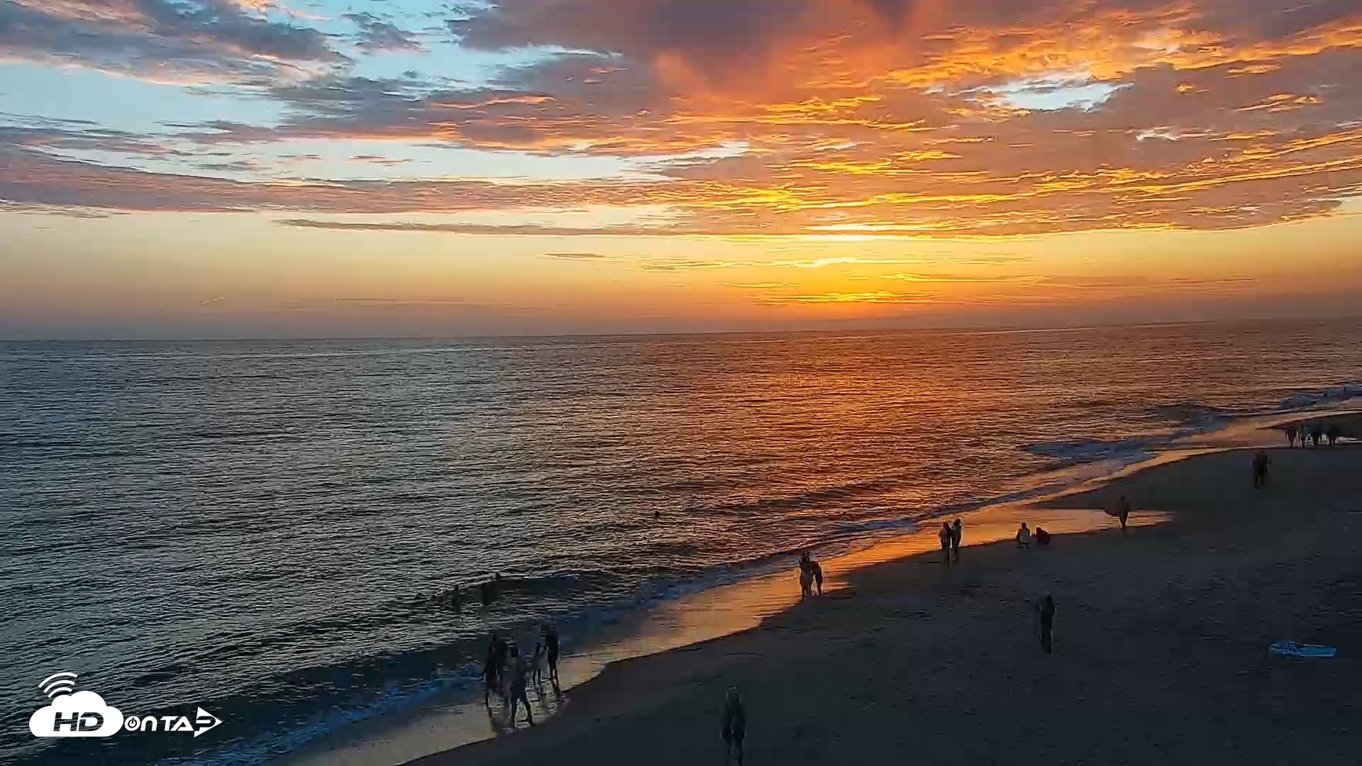Snapshot of Carlsbad Beach Surf Live Webcam taken Jul 12, 2026, 8:02pm PDT
