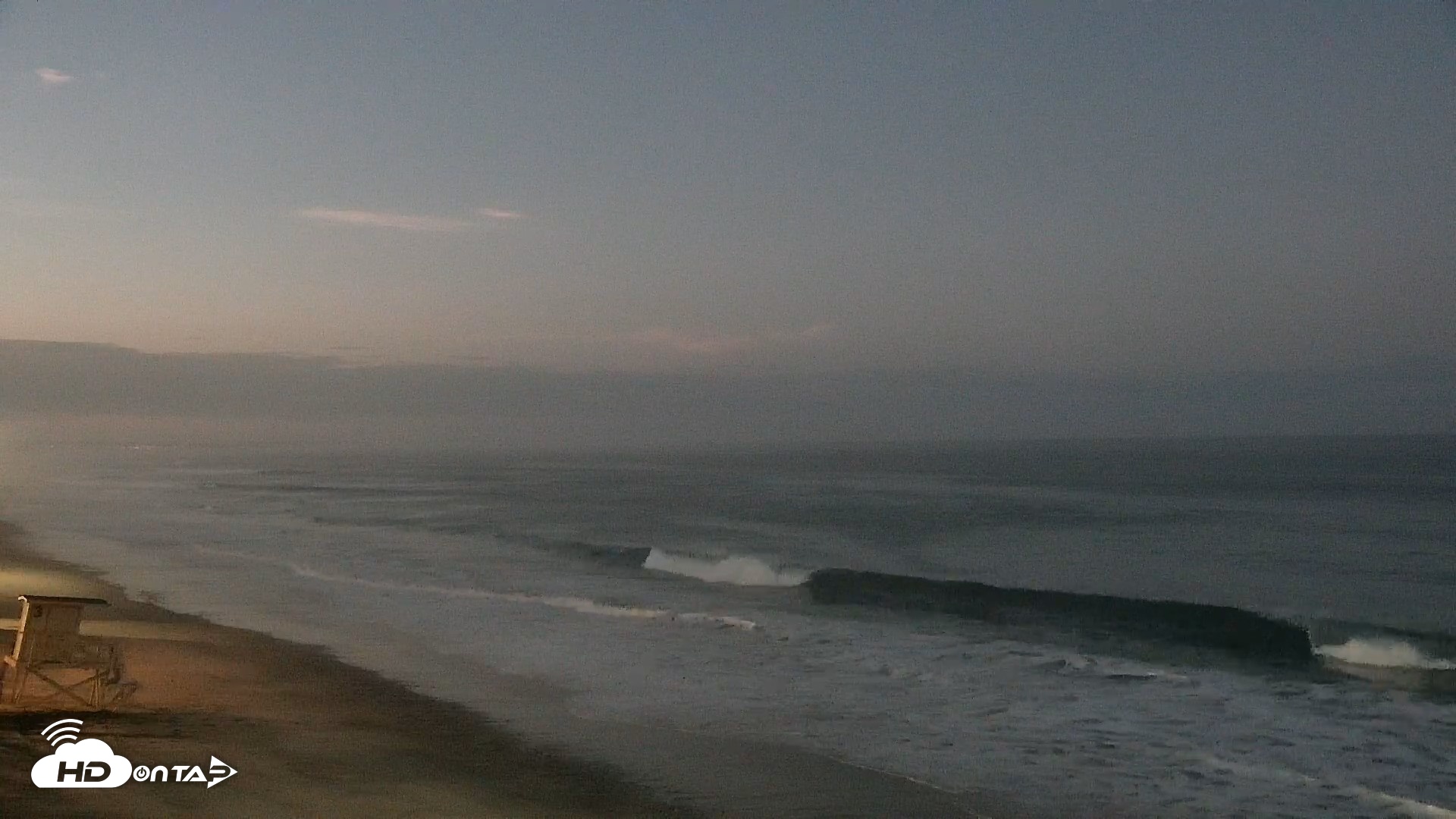 Snapshot of Carlsbad Beach Surf Live Webcam taken Sep 10, 2026, 5:59am PDT
