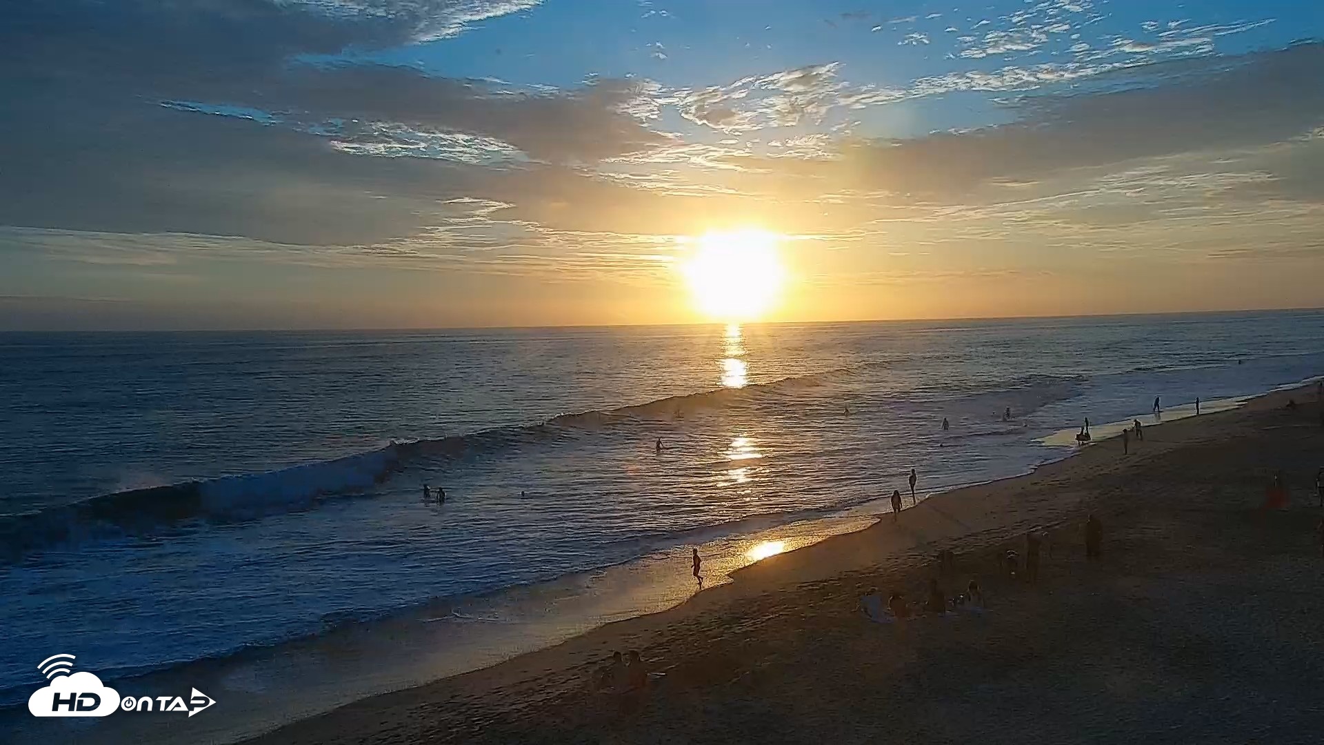 Snapshot of Carlsbad Beach Surf Live Webcam taken Jul 20, 2026, 7:44pm PDT