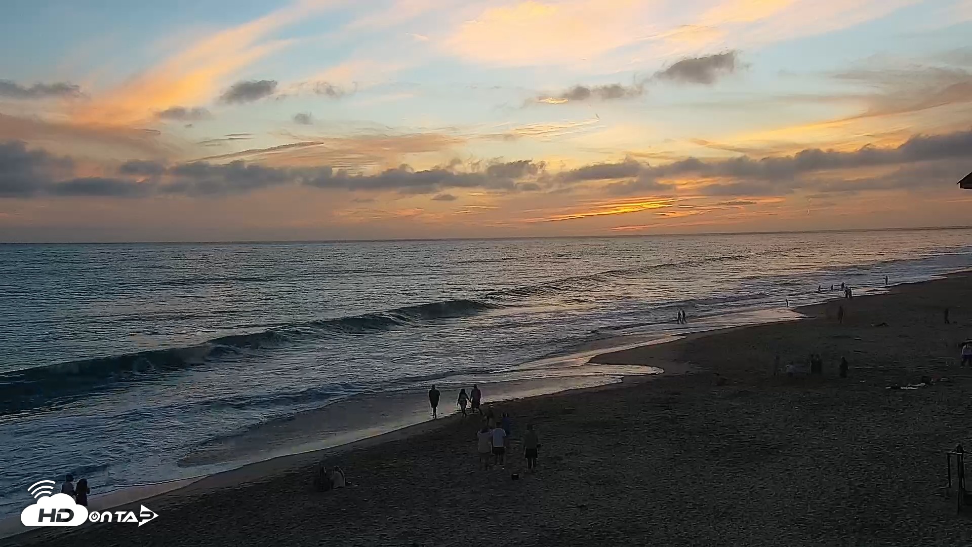 Snapshot of Carlsbad Beach Surf Live Webcam taken Jul 3, 2026, 8:08pm PDT