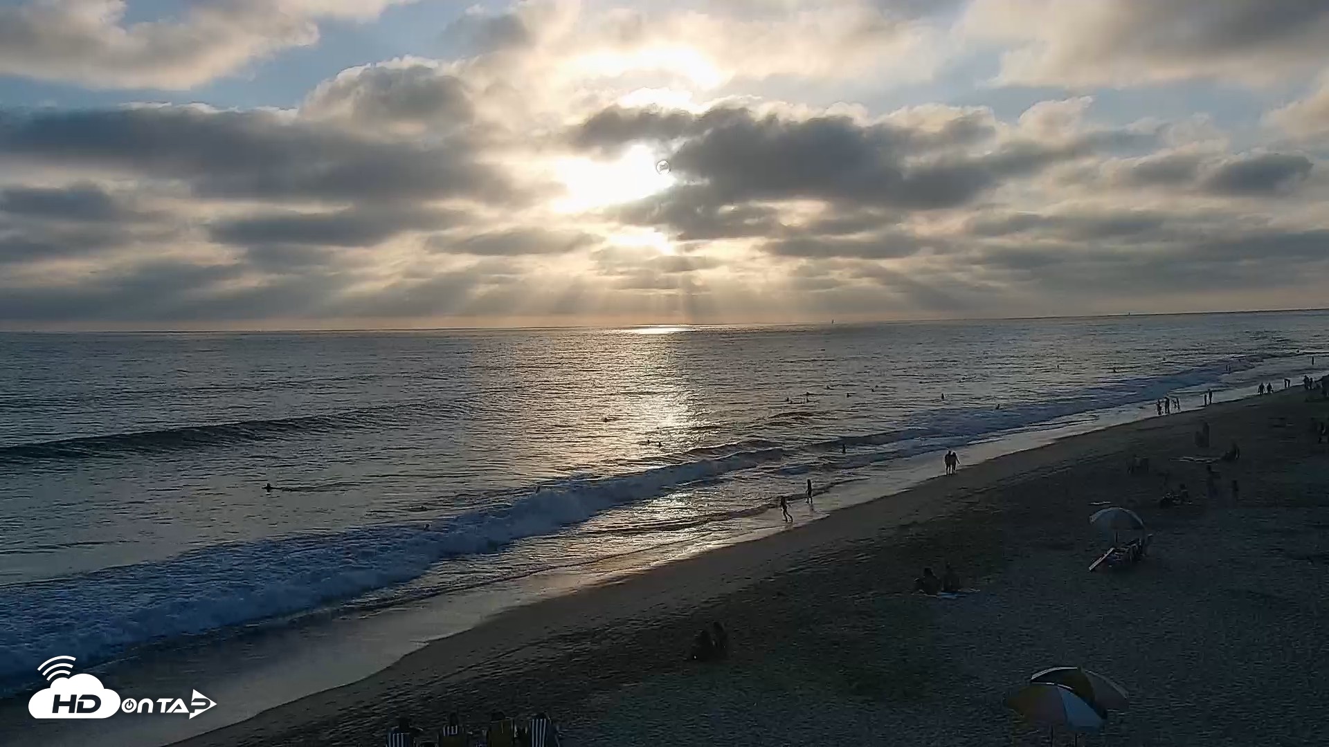 Snapshot of Carlsbad Beach Surf Live Webcam taken Jul 19, 2026, 7:22pm PDT
