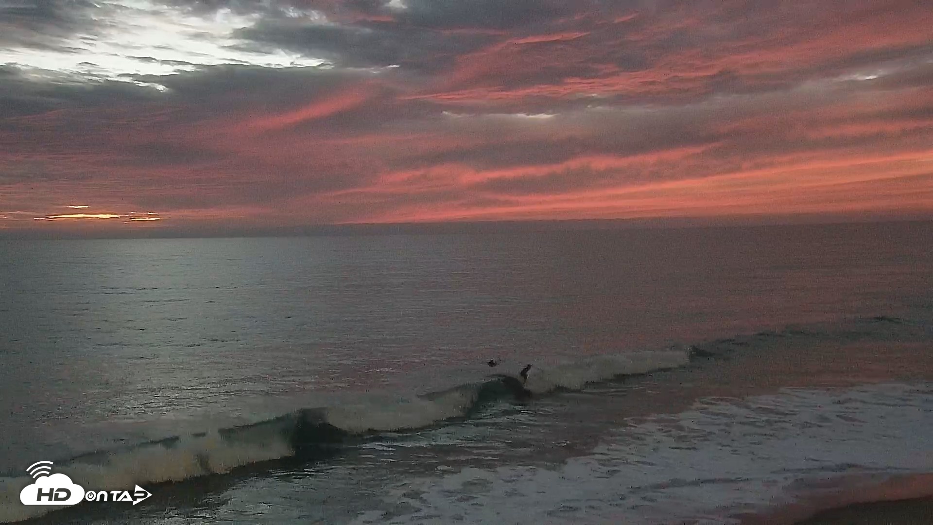 Snapshot of Carlsbad Beach Surf Live Webcam taken Sep 26, 2026, 7:10pm PDT