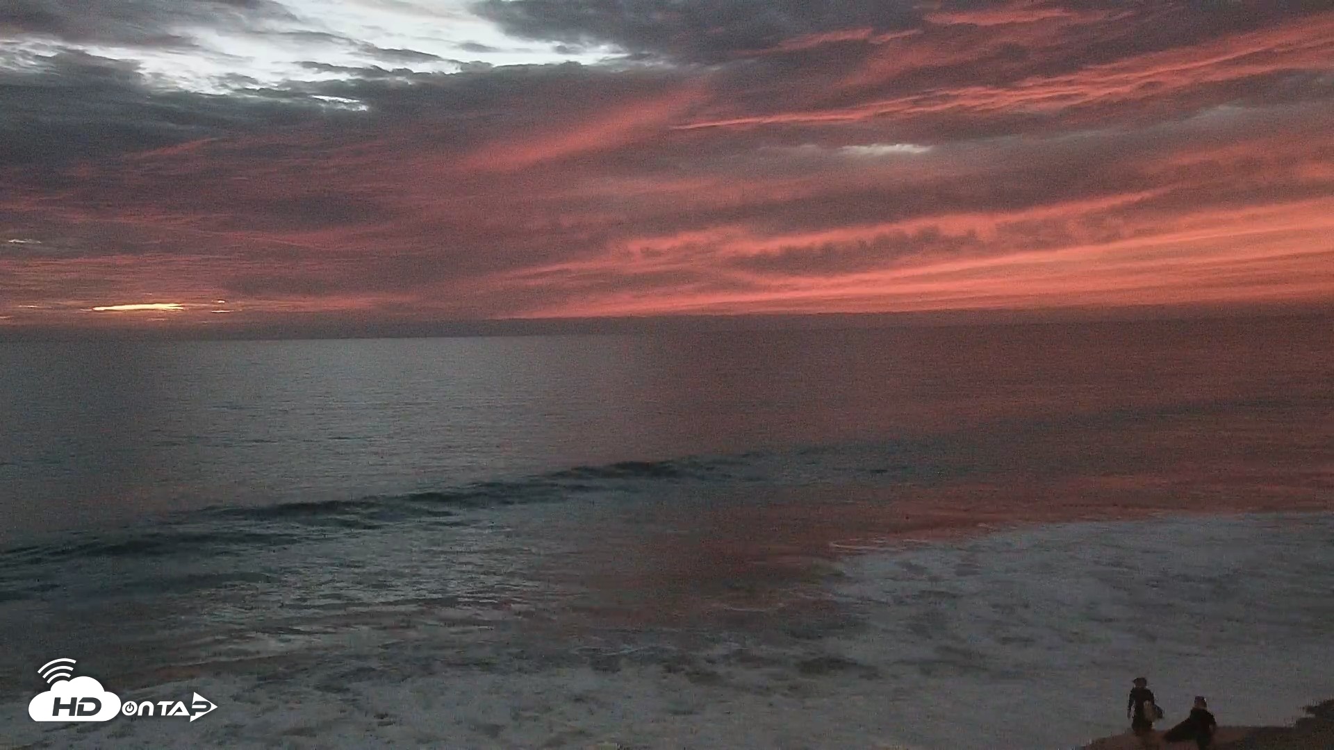 Snapshot of Carlsbad Beach Surf Live Webcam taken Sep 26, 2026, 7:15pm PDT