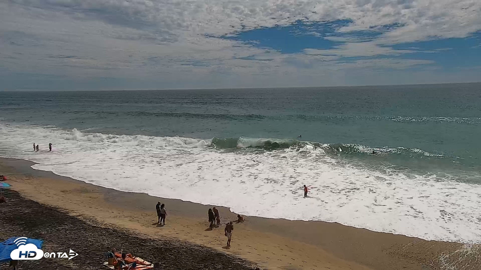 Snapshot of Carlsbad Beach Surf Live Webcam taken Sep 7, 2026, 1:49pm PDT