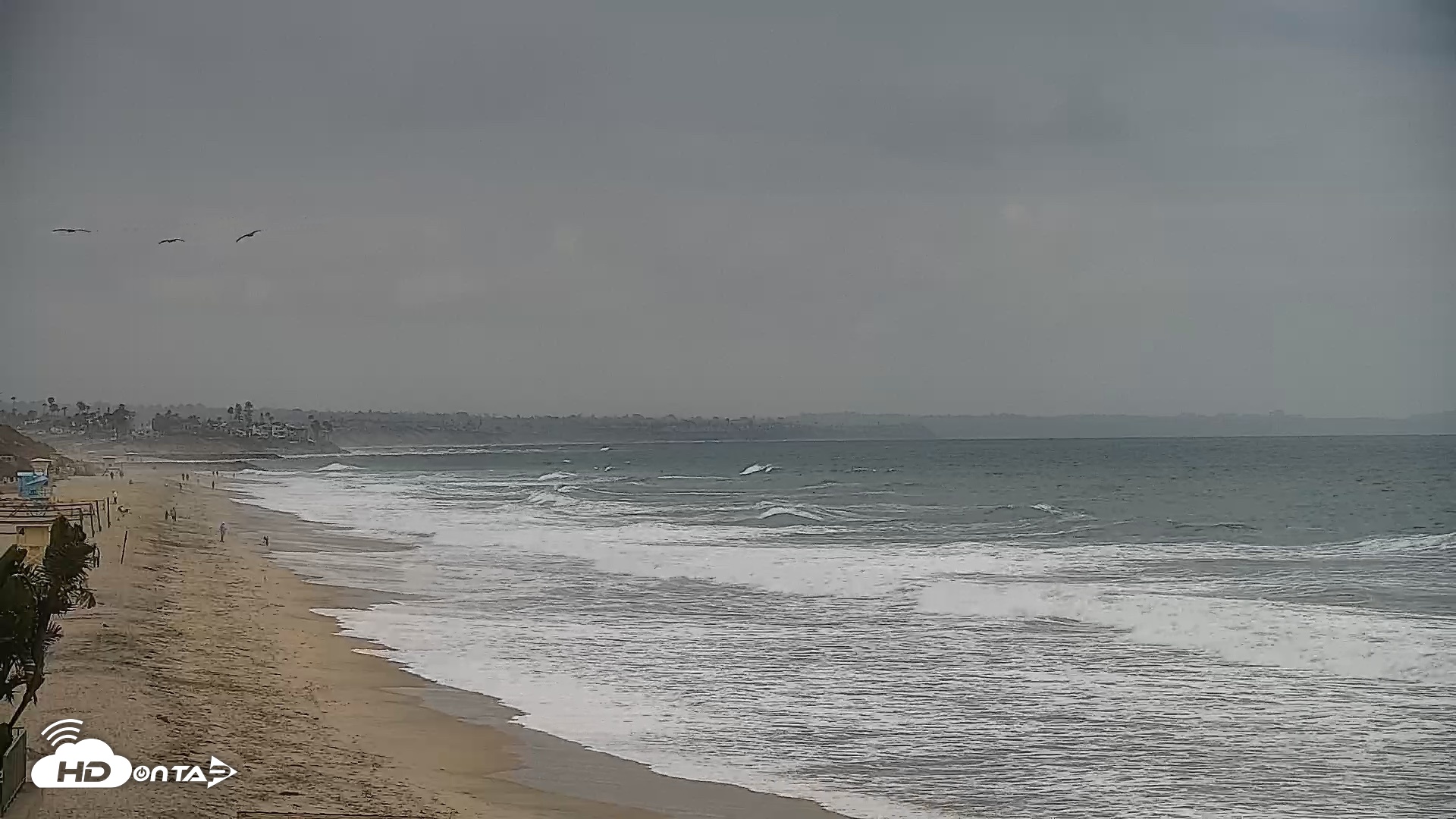 Snapshot of Carlsbad Beach Surf Live Webcam taken May 27, 2026, 9:06am PDT