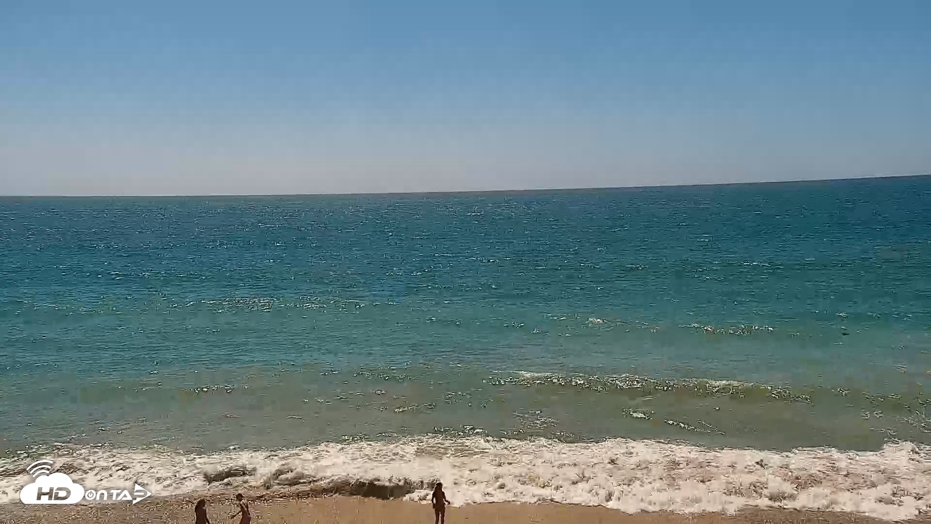 Snapshot of Carlsbad Beach Surf Live Webcam taken Sep 1, 2026, 1:52pm PDT