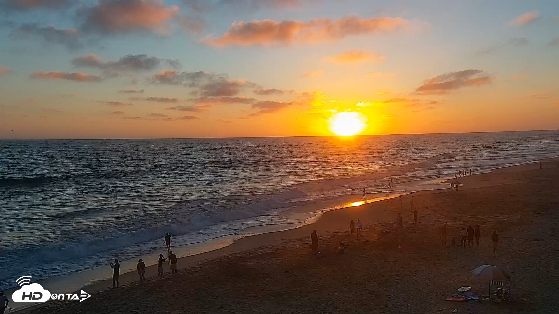 Snapshot of Carlsbad Beach Surf Live Webcam taken Jul 6, 2026, 7:57pm PDT