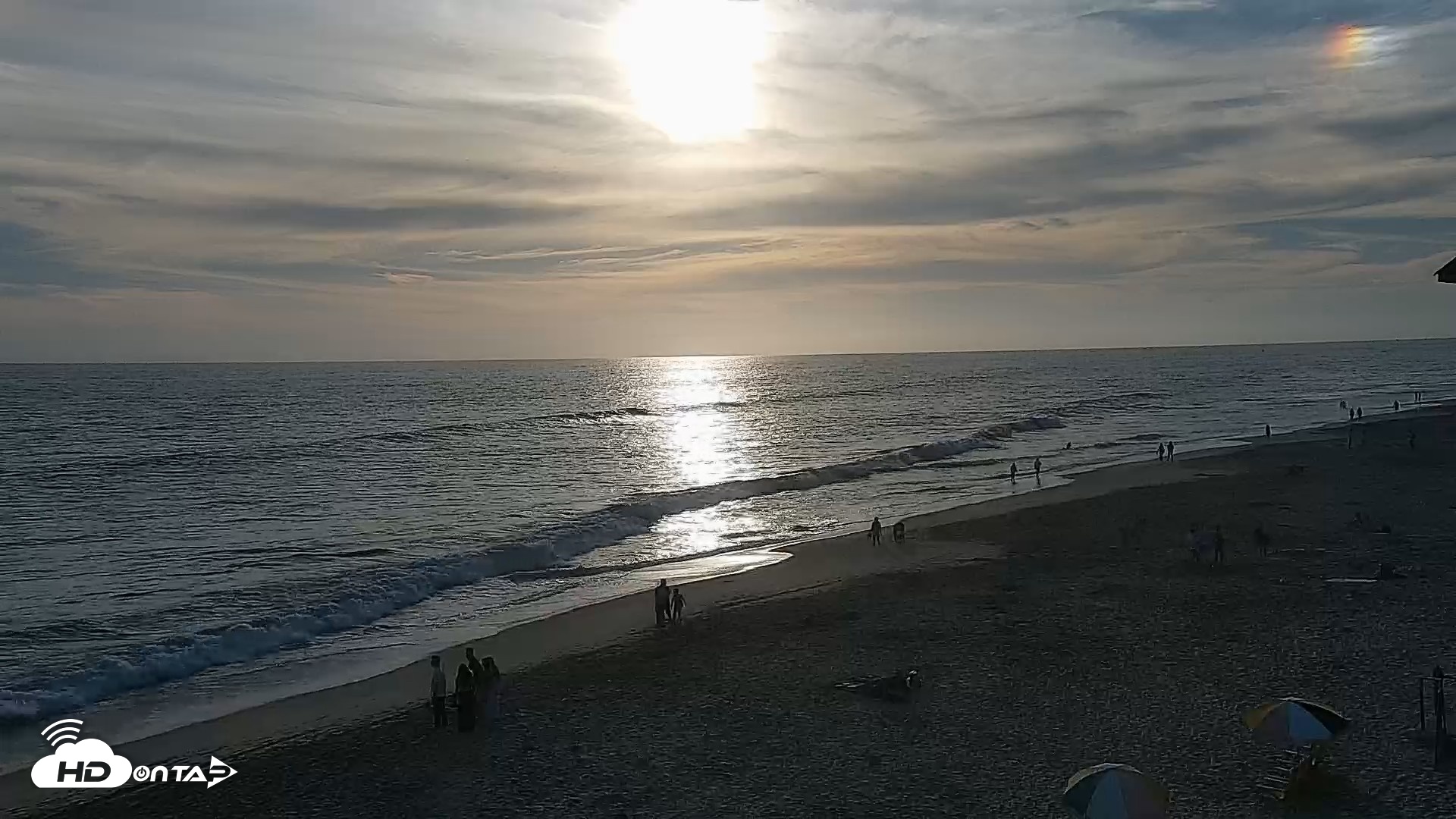 Snapshot of Carlsbad Beach Surf Live Webcam taken Jul 3, 2026, 7:03pm PDT