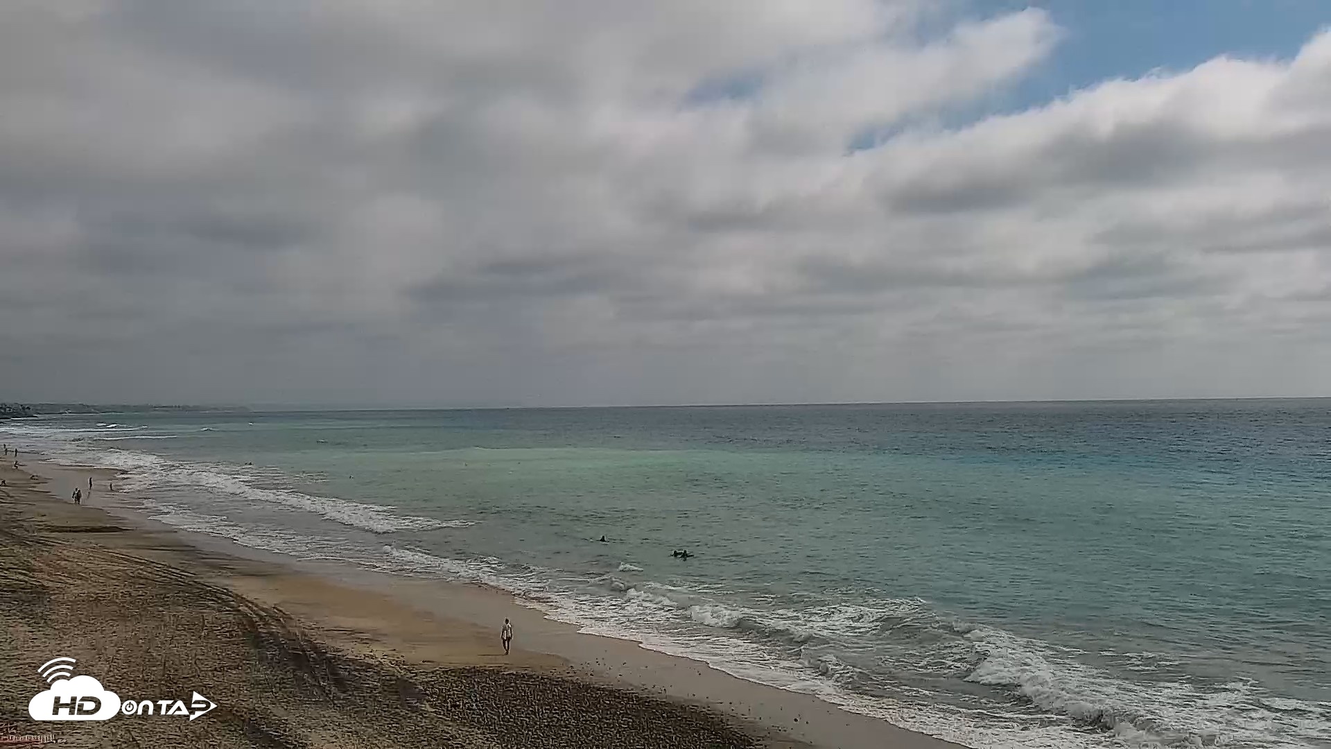 Snapshot of Carlsbad Beach Surf Live Webcam taken Sep 23, 2026, 3:12pm PDT