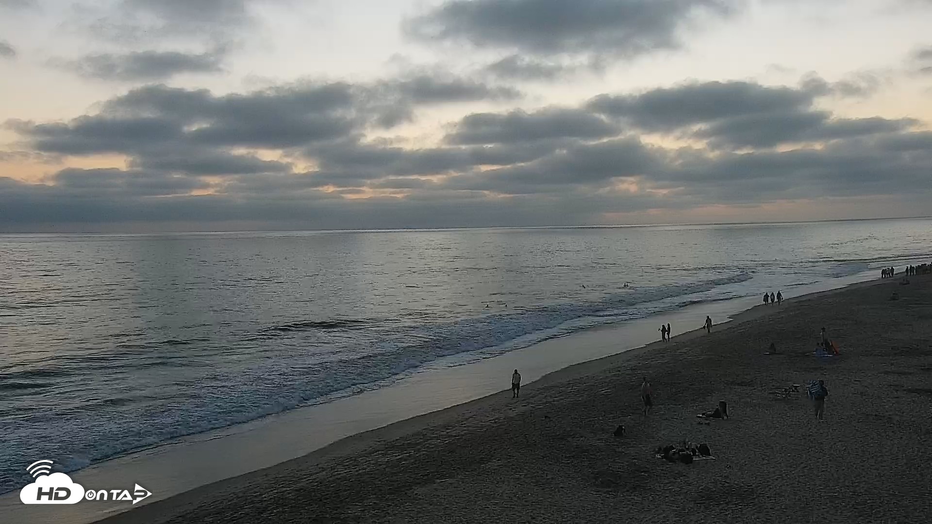 Snapshot of Carlsbad Beach Surf Live Webcam taken Jul 19, 2026, 8:09pm PDT