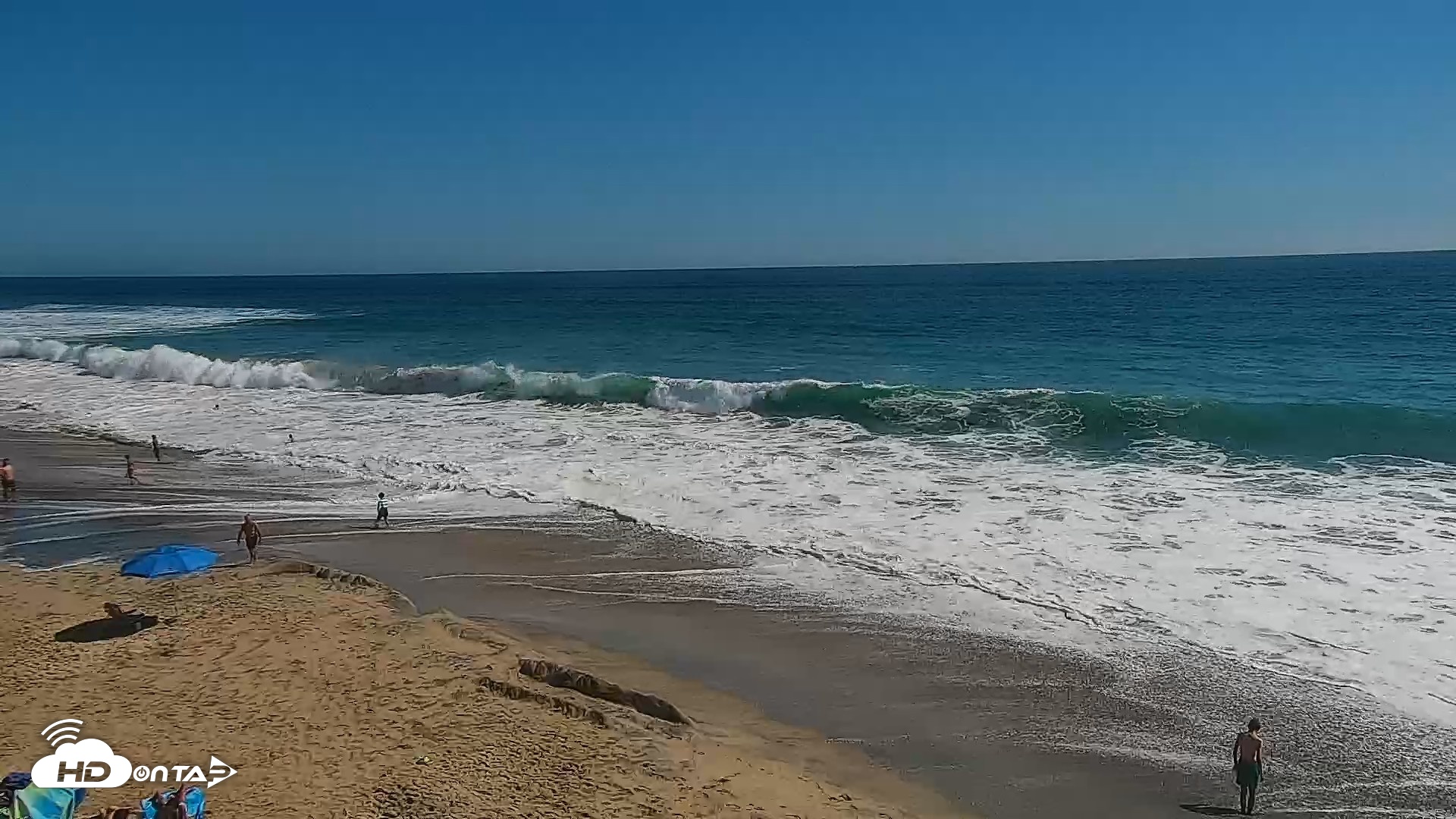 Snapshot of Carlsbad Beach Surf Live Webcam taken Jul 21, 2026, 4:10pm PDT