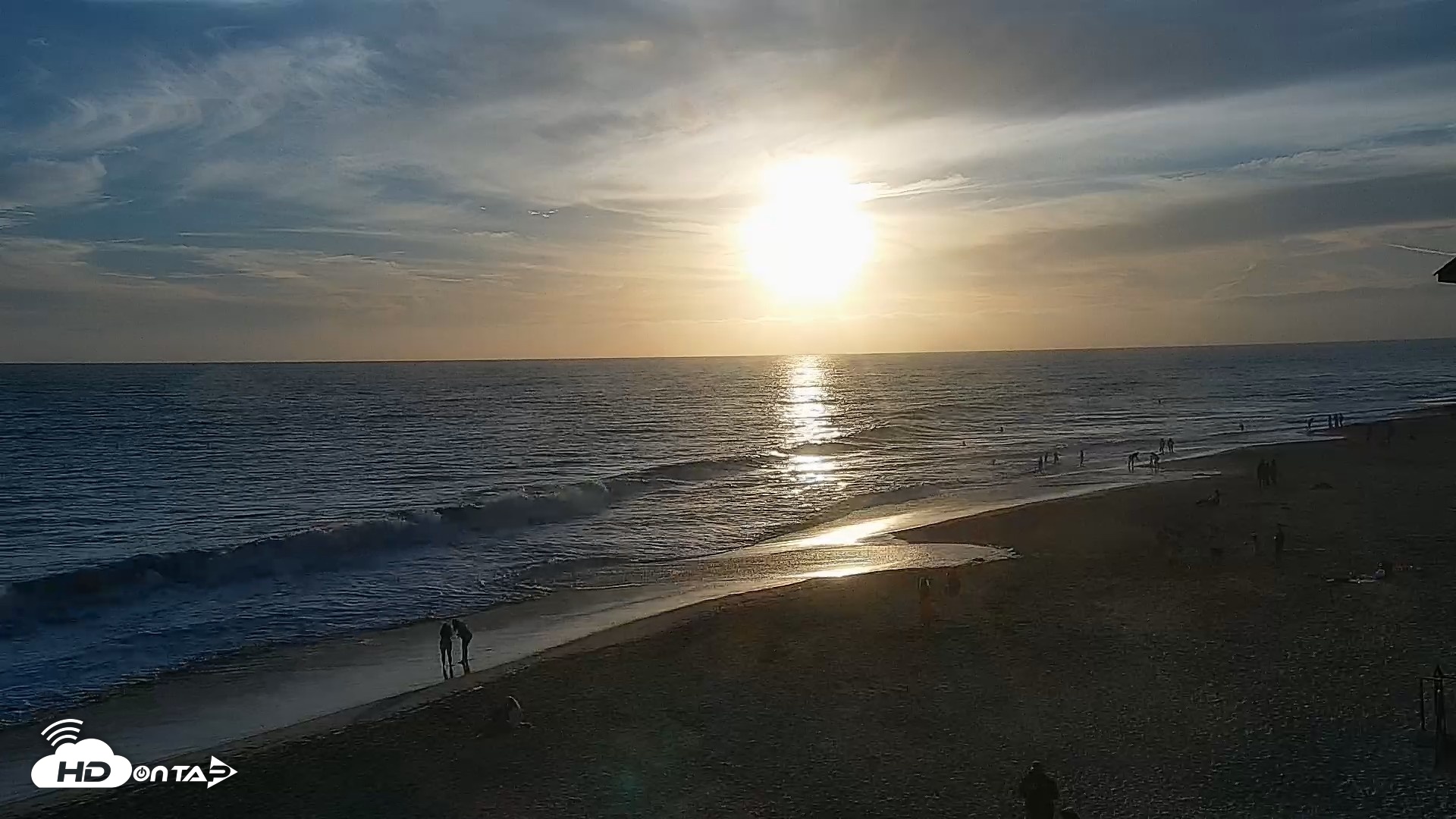 Snapshot of Carlsbad Beach Surf Live Webcam taken Jul 3, 2026, 7:37pm PDT