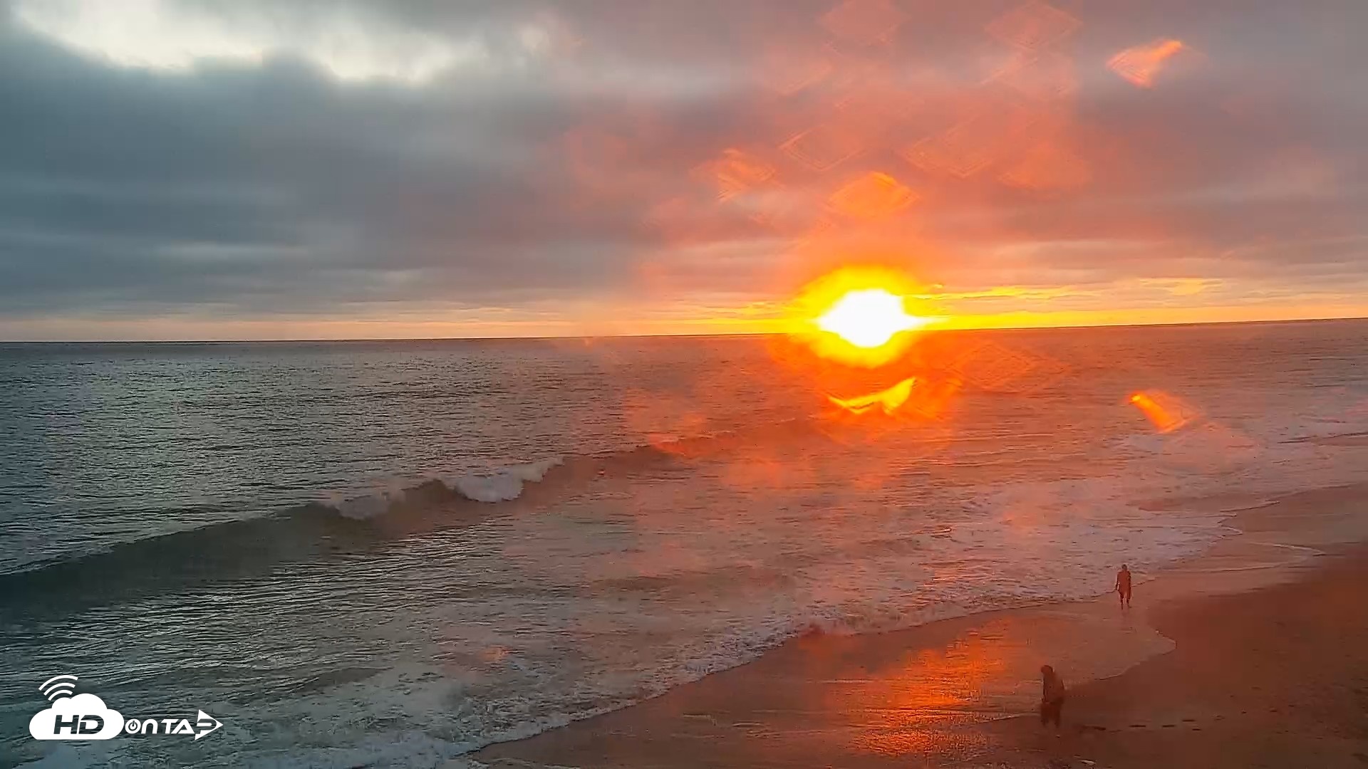 Snapshot of Carlsbad Beach Surf Live Webcam taken Jun 13, 2026, 7:56pm PDT
