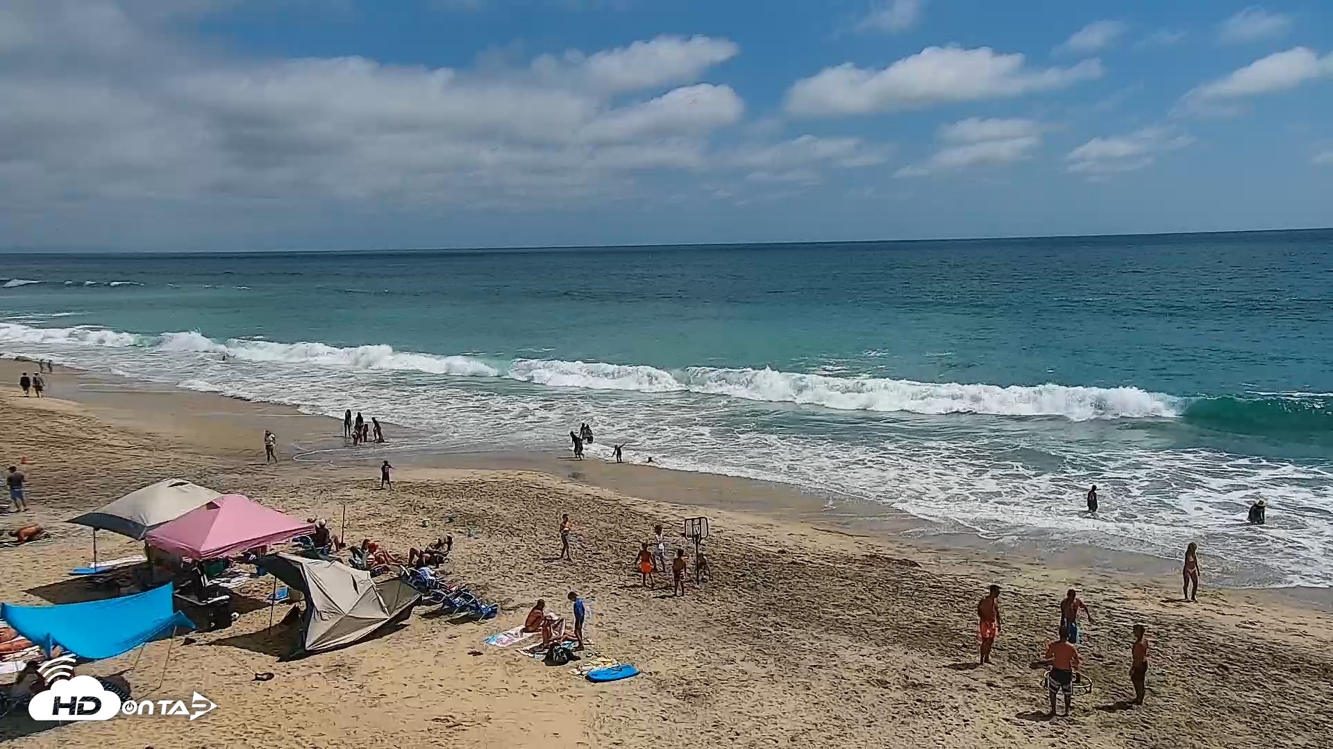 Snapshot of Carlsbad Beach Surf Live Webcam taken Jul 1, 2026, 3:14pm PDT