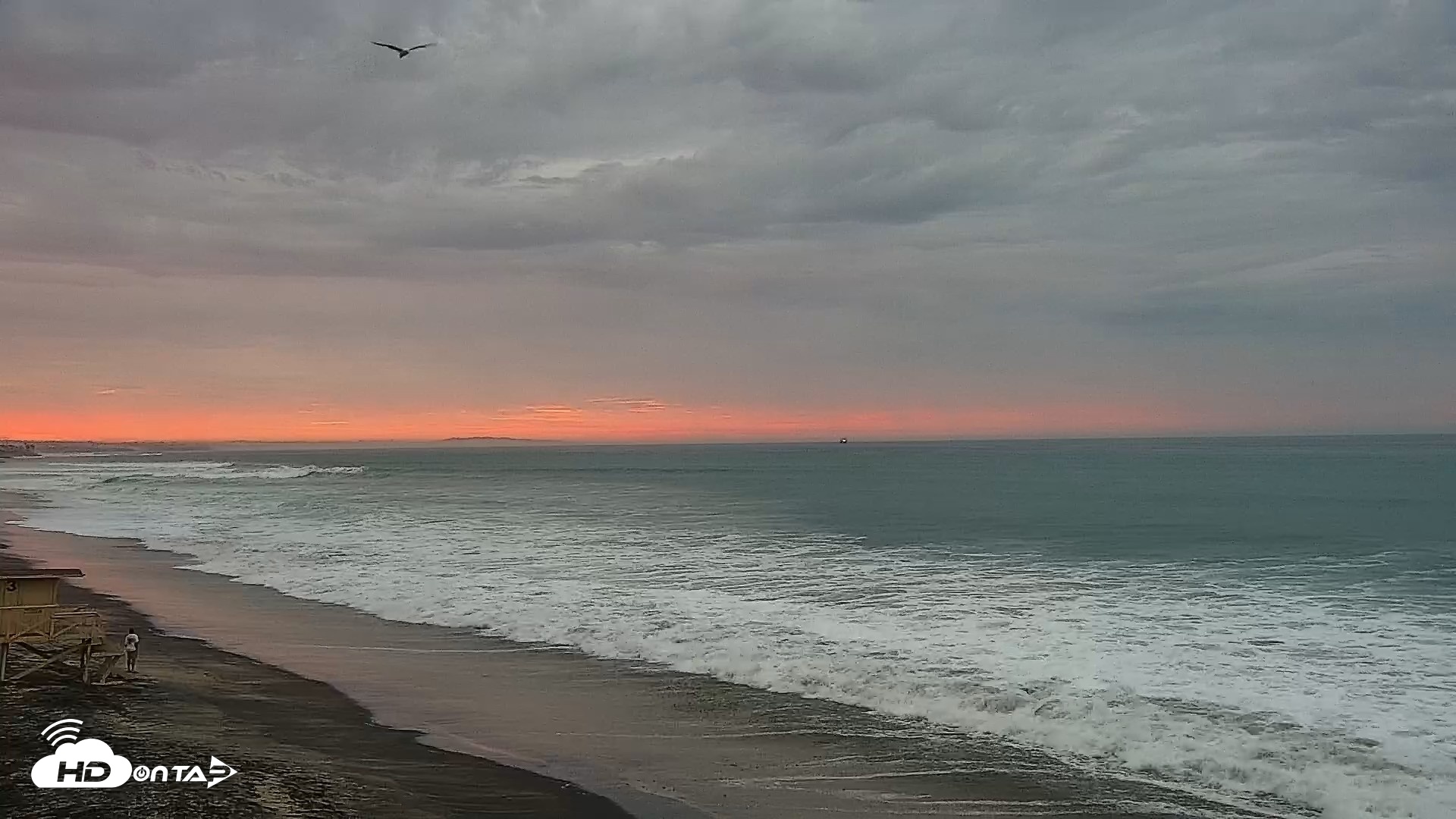 Snapshot of Carlsbad Beach Surf Live Webcam taken Sep 6, 2026, 6:26am PDT