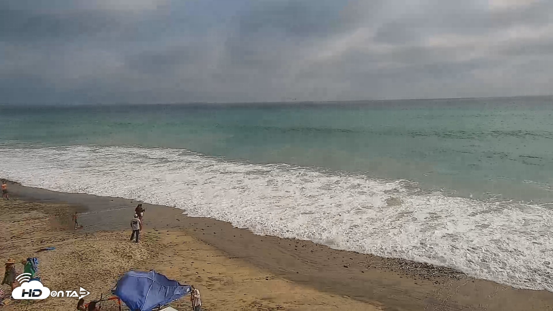 Snapshot of Carlsbad Beach Surf Live Webcam taken Jul 26, 2026, 5:40pm PDT