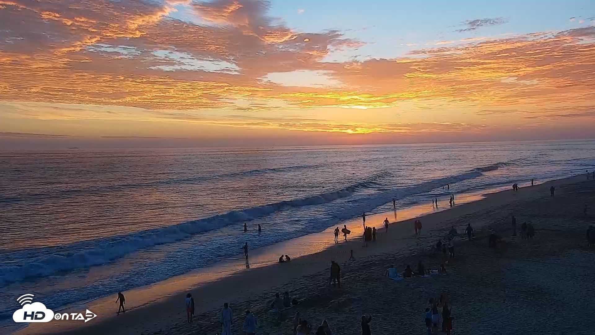 Snapshot of Carlsbad Beach Surf Live Webcam taken Jul 20, 2026, 8:00pm PDT