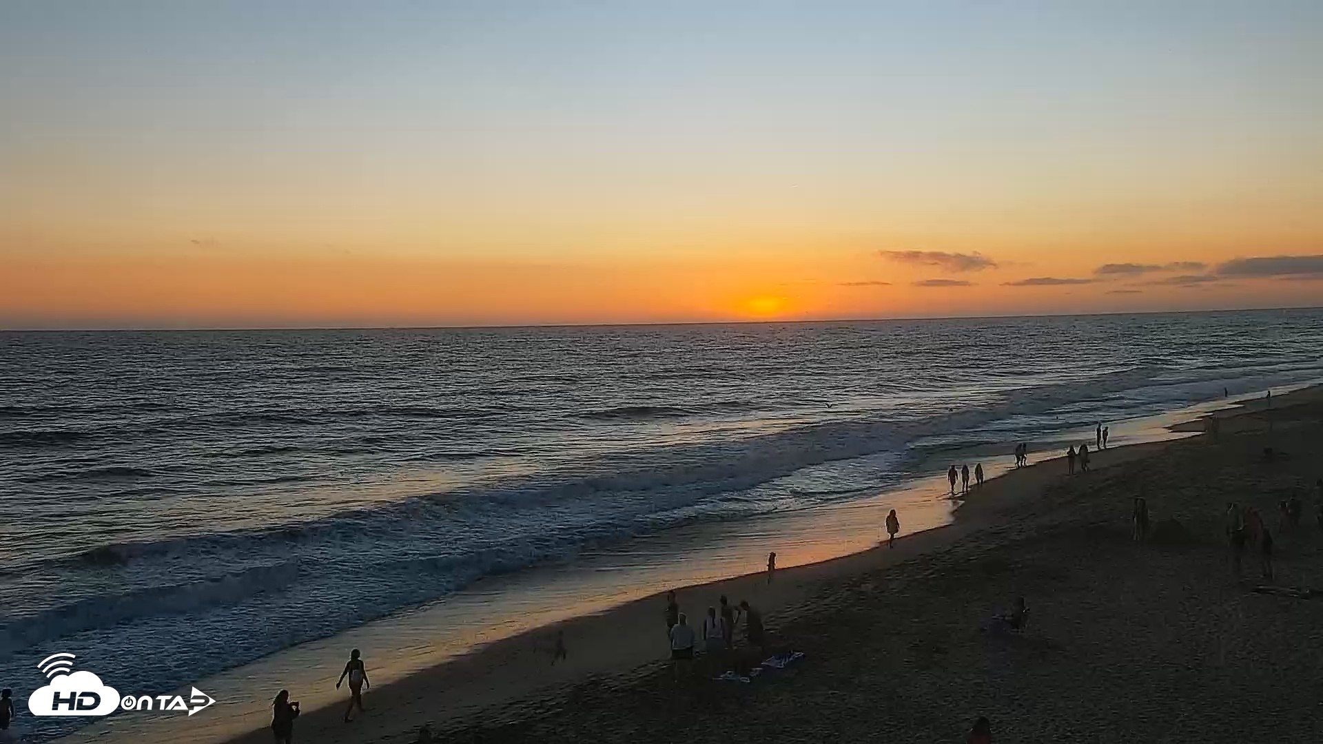 Snapshot of Carlsbad Beach Surf Live Webcam taken Jul 22, 2026, 7:56pm PDT