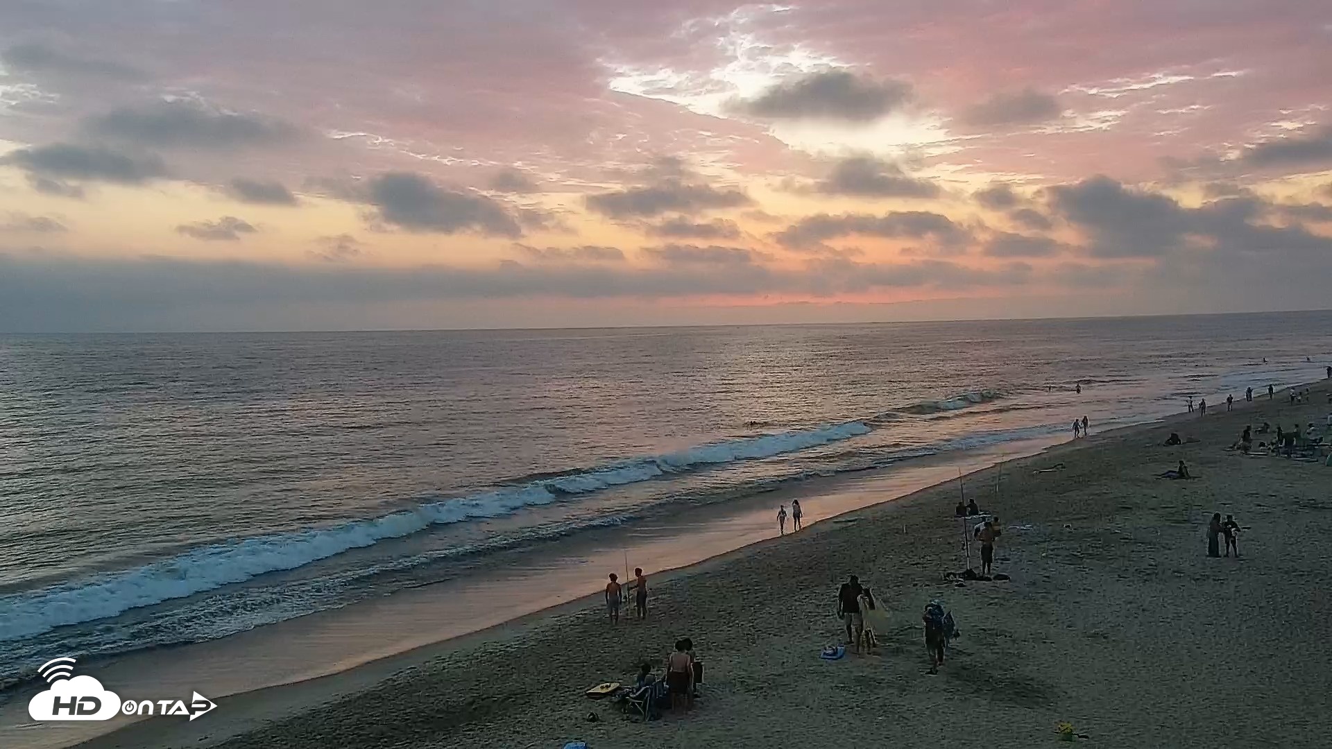 Snapshot of Carlsbad Beach Surf Live Webcam taken Jul 18, 2026, 8:01pm PDT