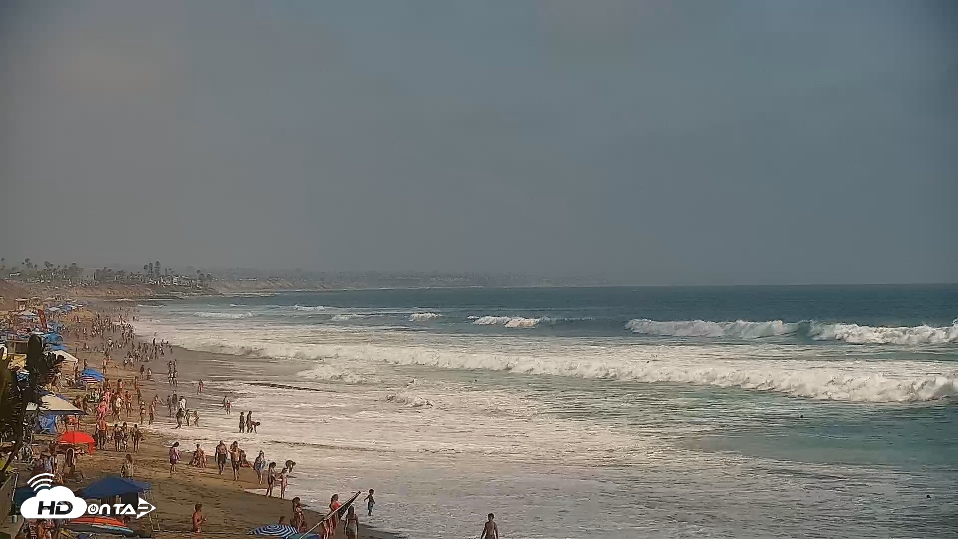 Snapshot of Carlsbad Beach Surf Live Webcam taken Jul 26, 2026, 4:23pm PDT