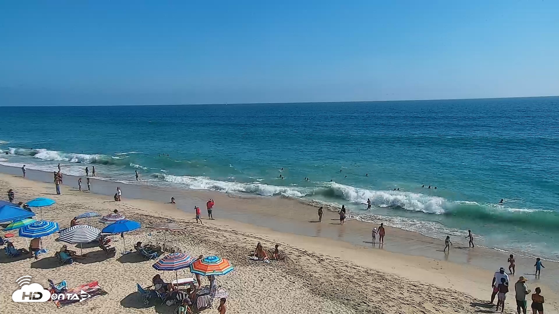 Snapshot of Carlsbad Beach Surf Live Webcam taken Jul 19, 2026, 4:08pm PDT