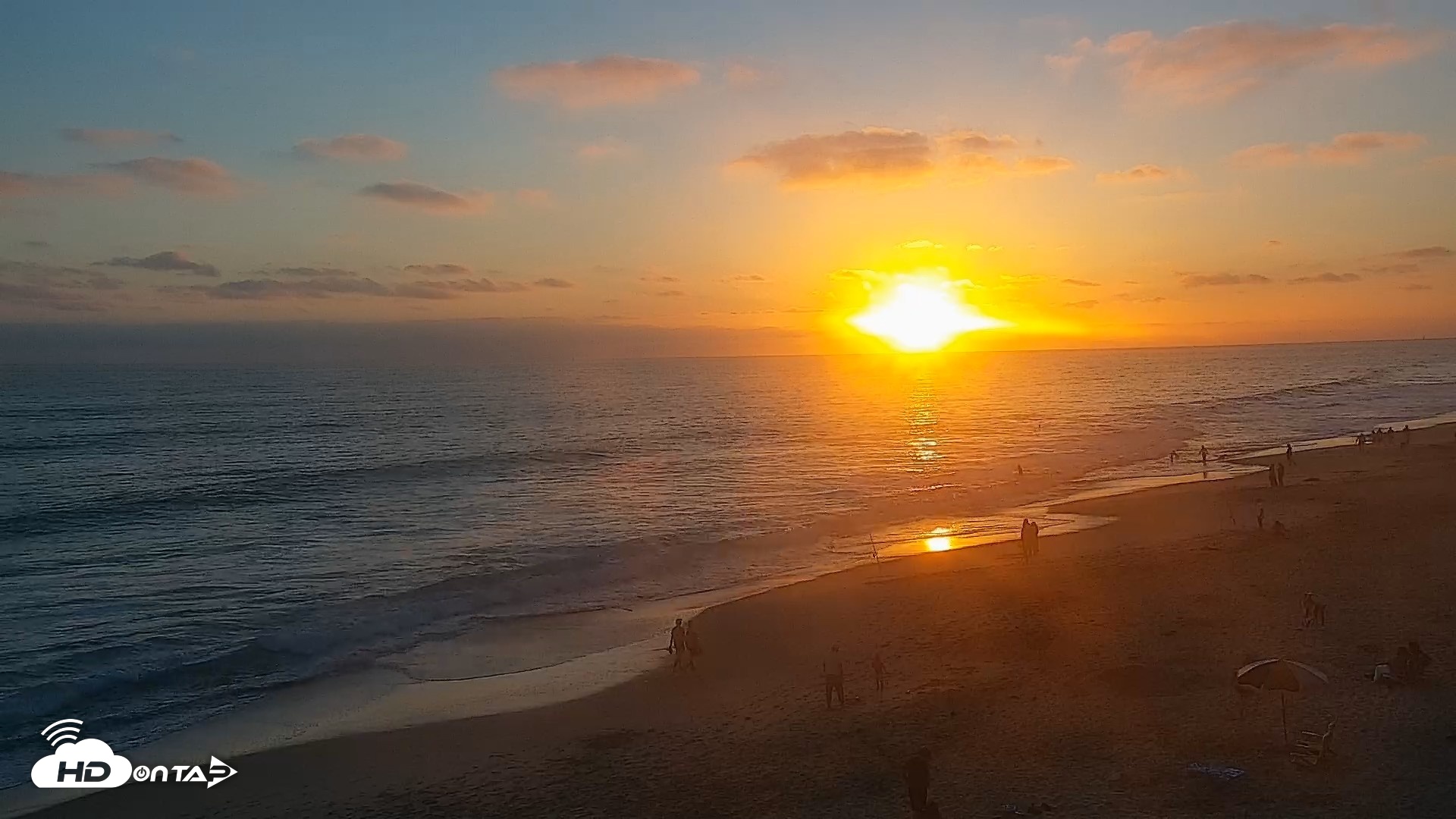 Snapshot of Carlsbad Beach Surf Live Webcam taken Jun 22, 2026, 7:55pm PDT