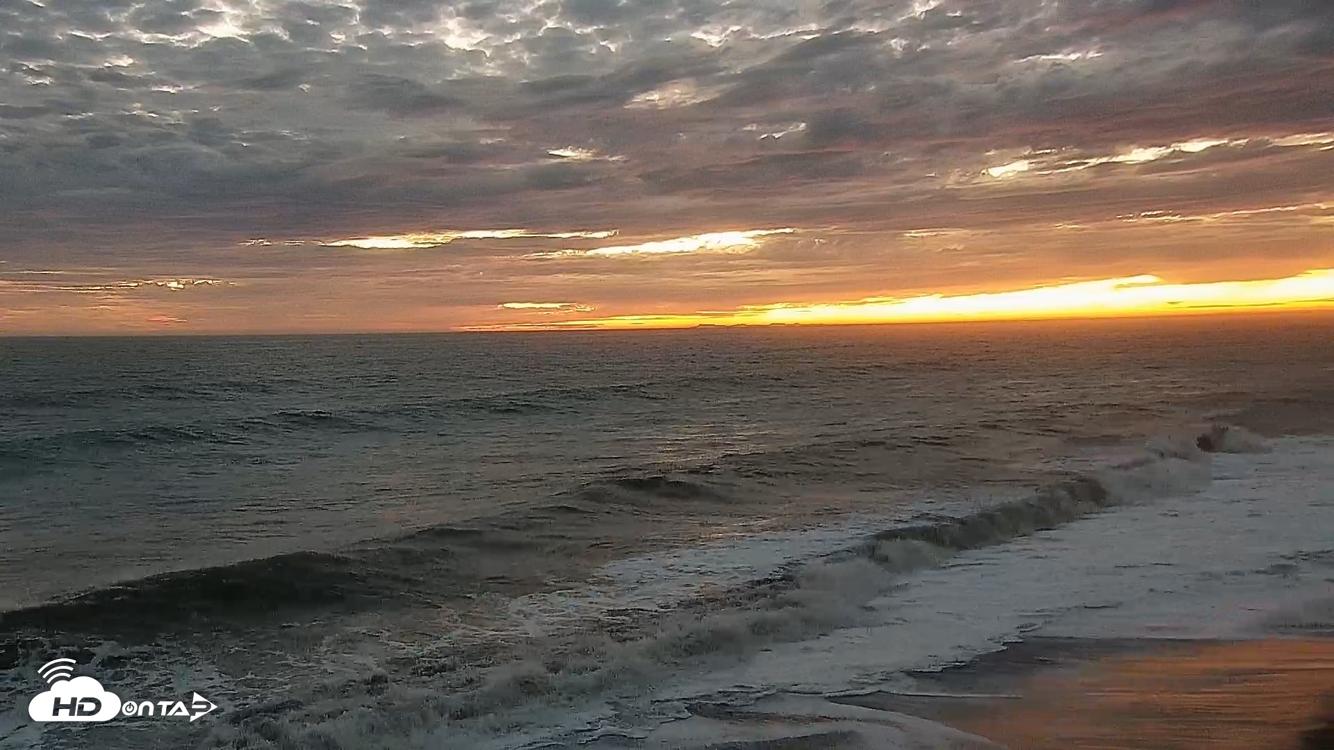 Snapshot of Carlsbad Beach Surf Live Webcam taken Sep 7, 2026, 7:30pm PDT