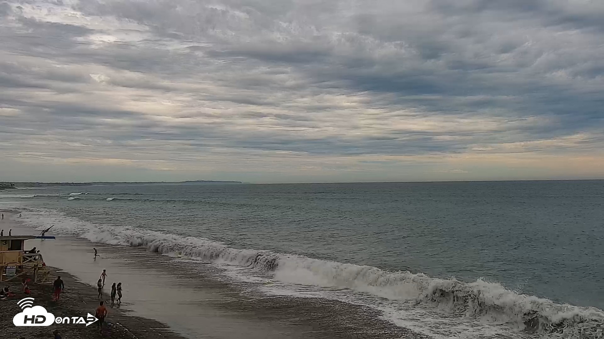 Snapshot of Carlsbad Beach Surf Live Webcam taken Sep 6, 2026, 4:11pm PDT