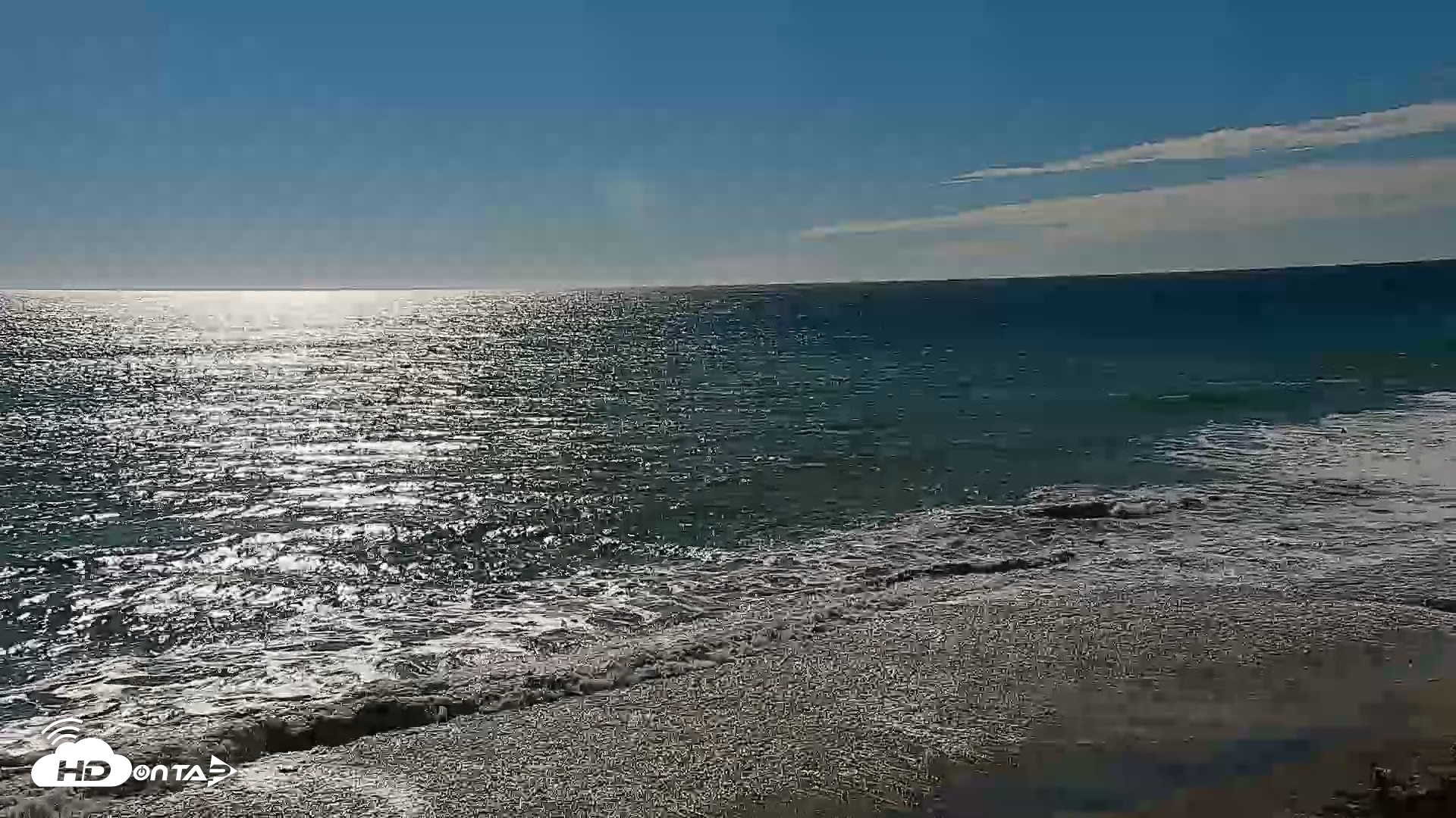 Snapshot of Carlsbad Beach Surf Live Webcam taken Sep 5, 2026, 4:15pm PDT