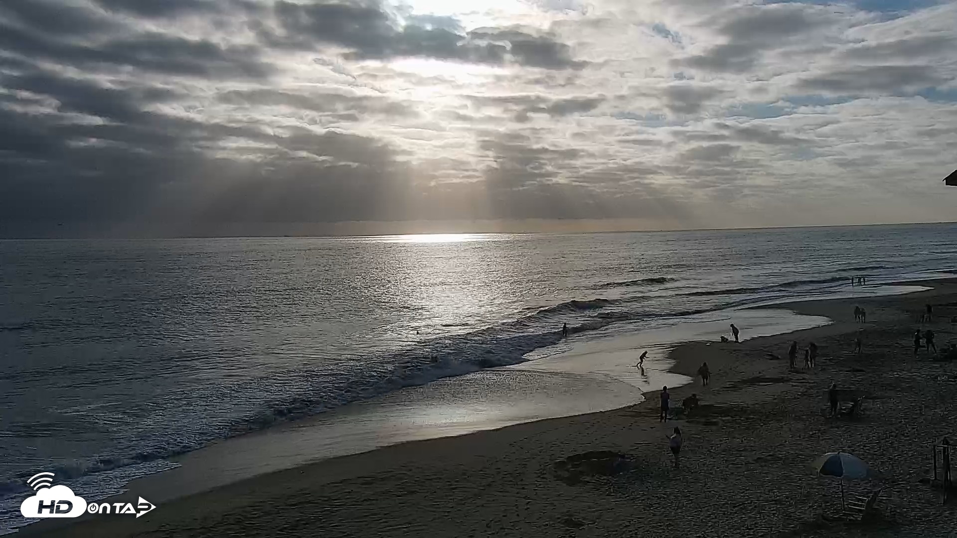 Snapshot of Carlsbad Beach Surf Live Webcam taken Jun 28, 2026, 6:52pm PDT