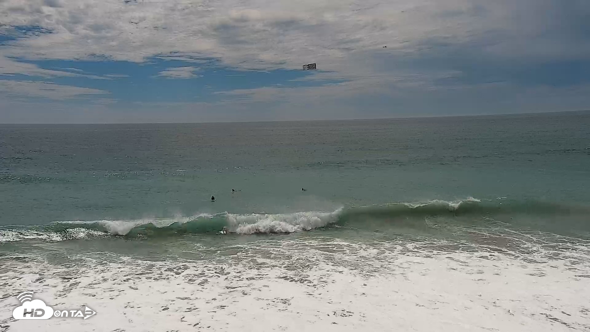 Snapshot of Carlsbad Beach Surf Live Webcam taken Sep 7, 2026, 1:50pm PDT