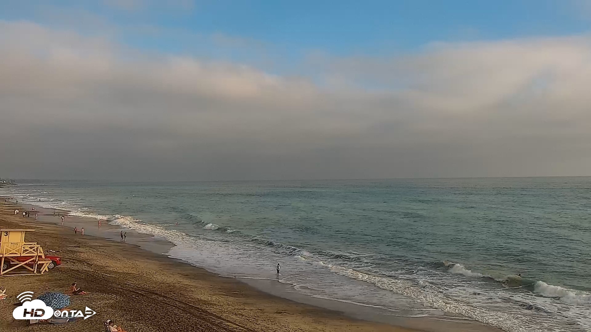 Snapshot of Carlsbad Beach Surf Live Webcam taken Aug 17, 2026, 6:27pm PDT