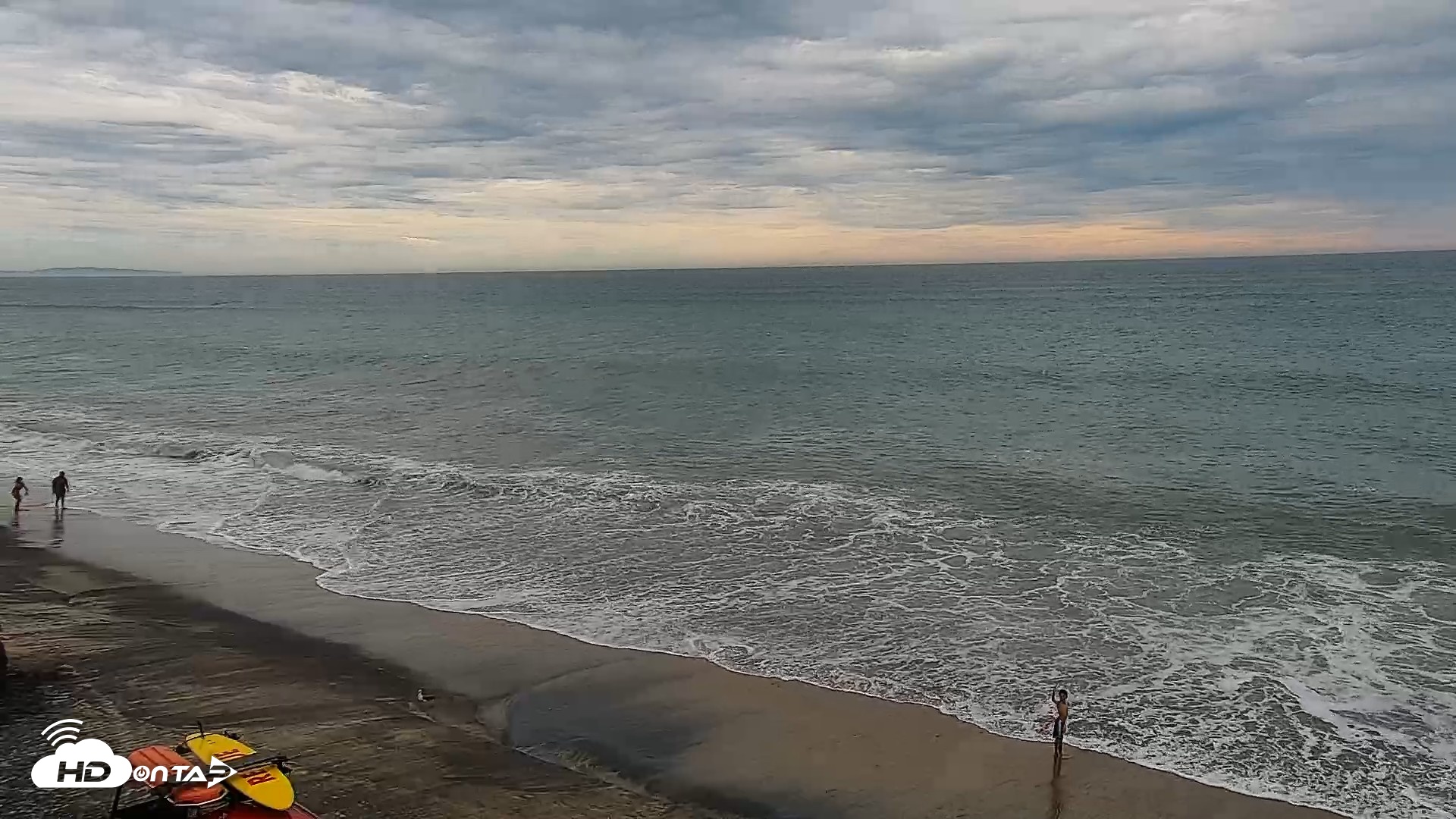 Snapshot of Carlsbad Beach Surf Live Webcam taken Sep 6, 2026, 4:34pm PDT