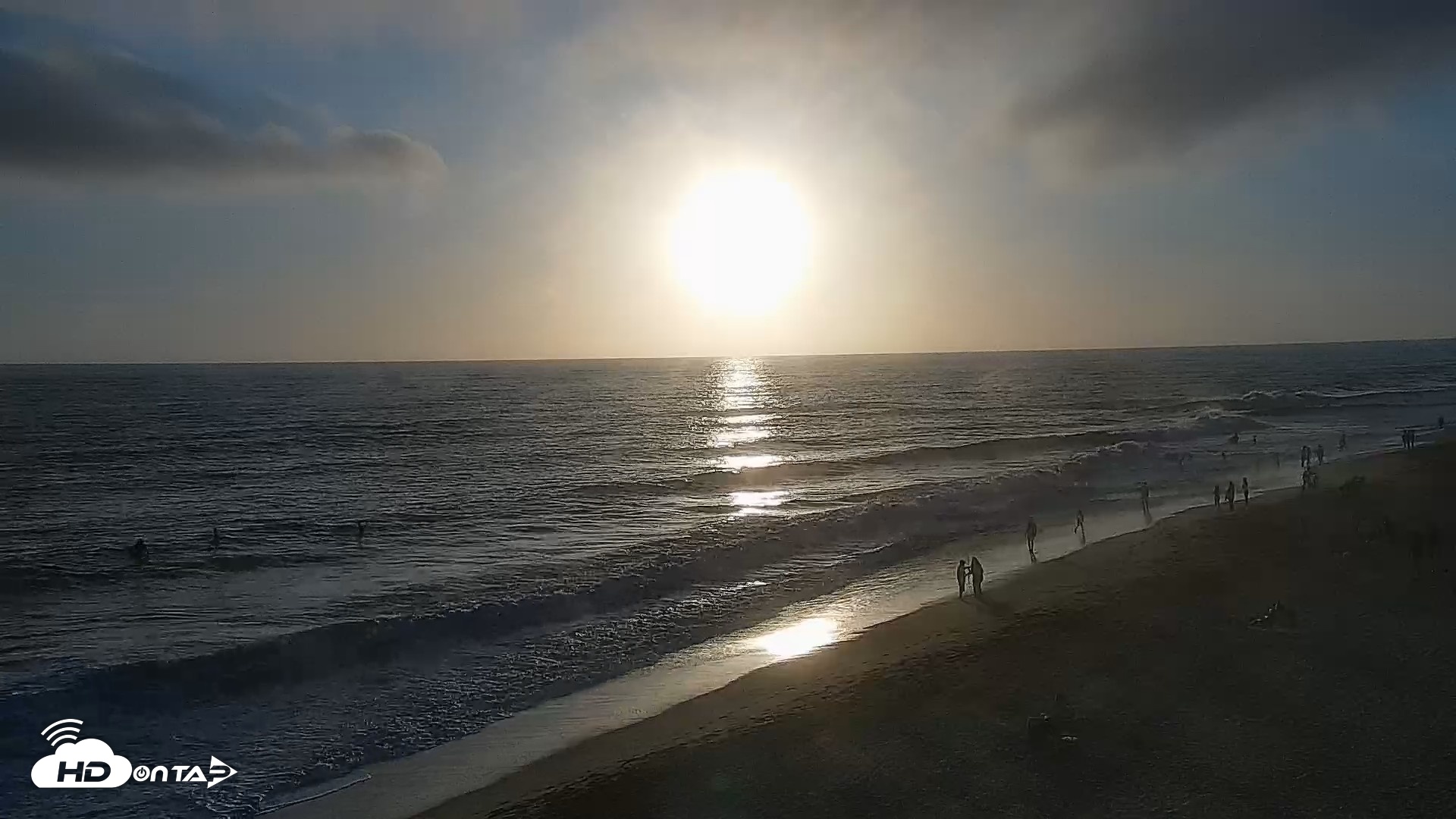 Snapshot of Carlsbad Beach Surf Live Webcam taken Jul 23, 2026, 7:29pm PDT