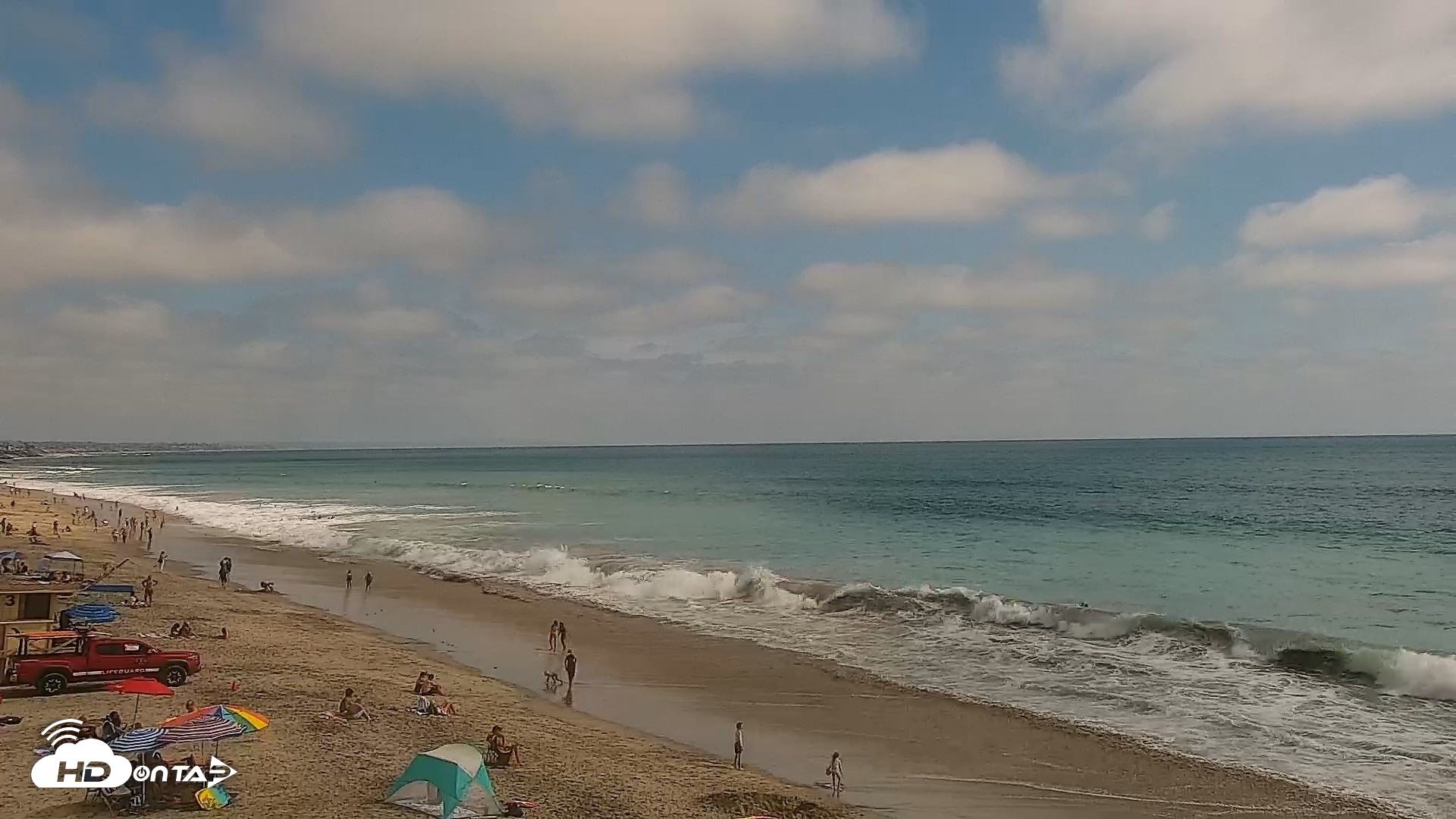 Snapshot of Carlsbad Beach Surf Live Webcam taken Aug 12, 2026, 3:53pm PDT