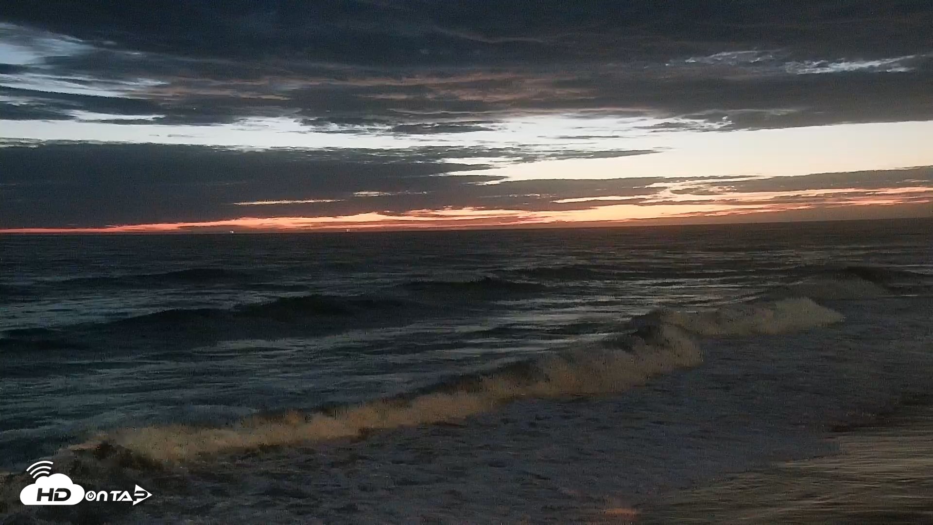 Snapshot of Carlsbad Beach Surf Live Webcam taken Sep 8, 2026, 7:43pm PDT
