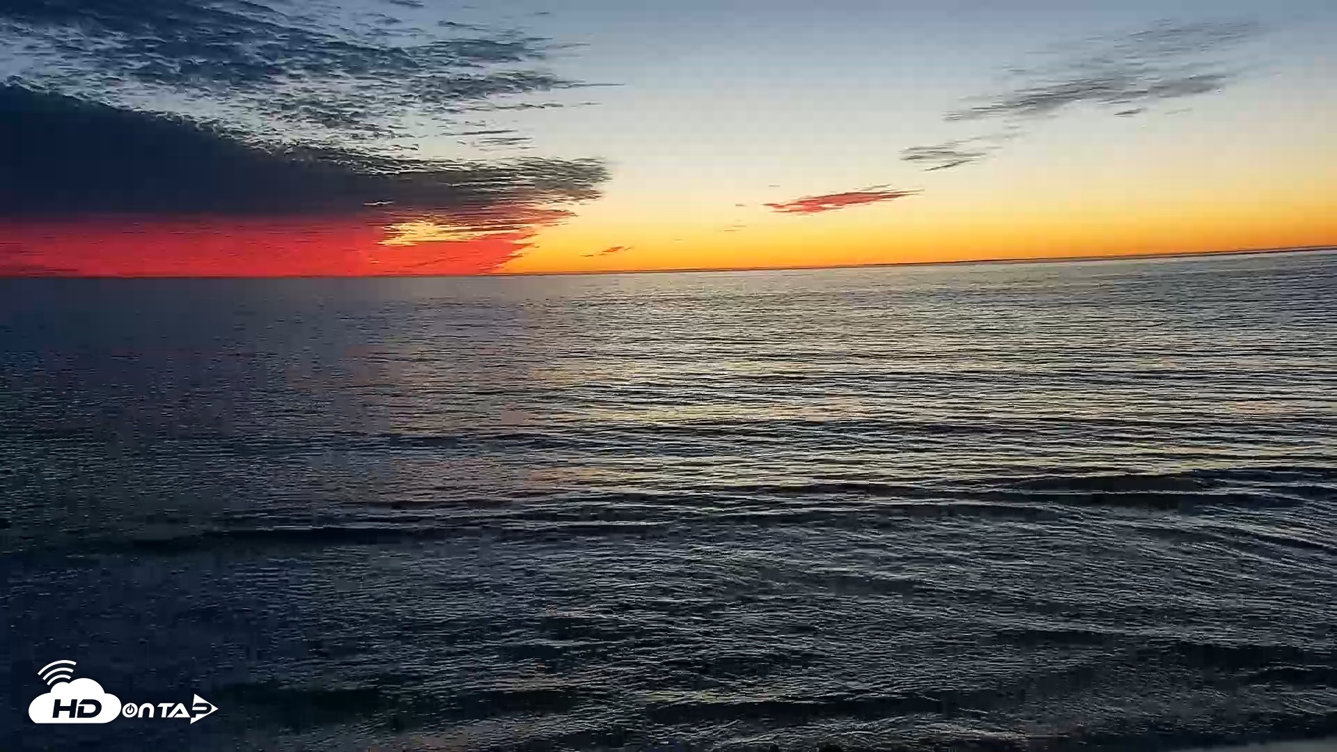 Snapshot of Carlsbad Beach Surf Live Webcam taken Dec 29, 2025, 5:12pm PST