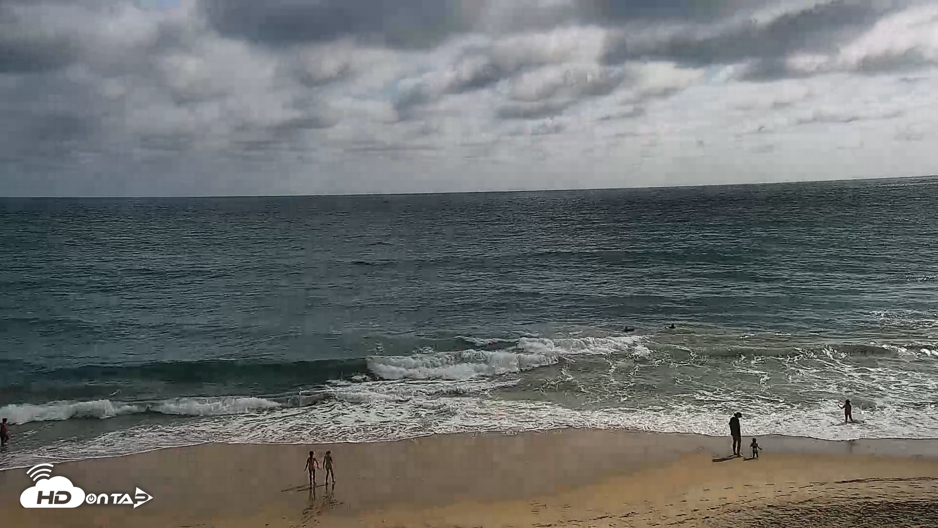 Snapshot of Carlsbad Beach Surf Live Webcam taken Jun 30, 2026, 4:55pm PDT