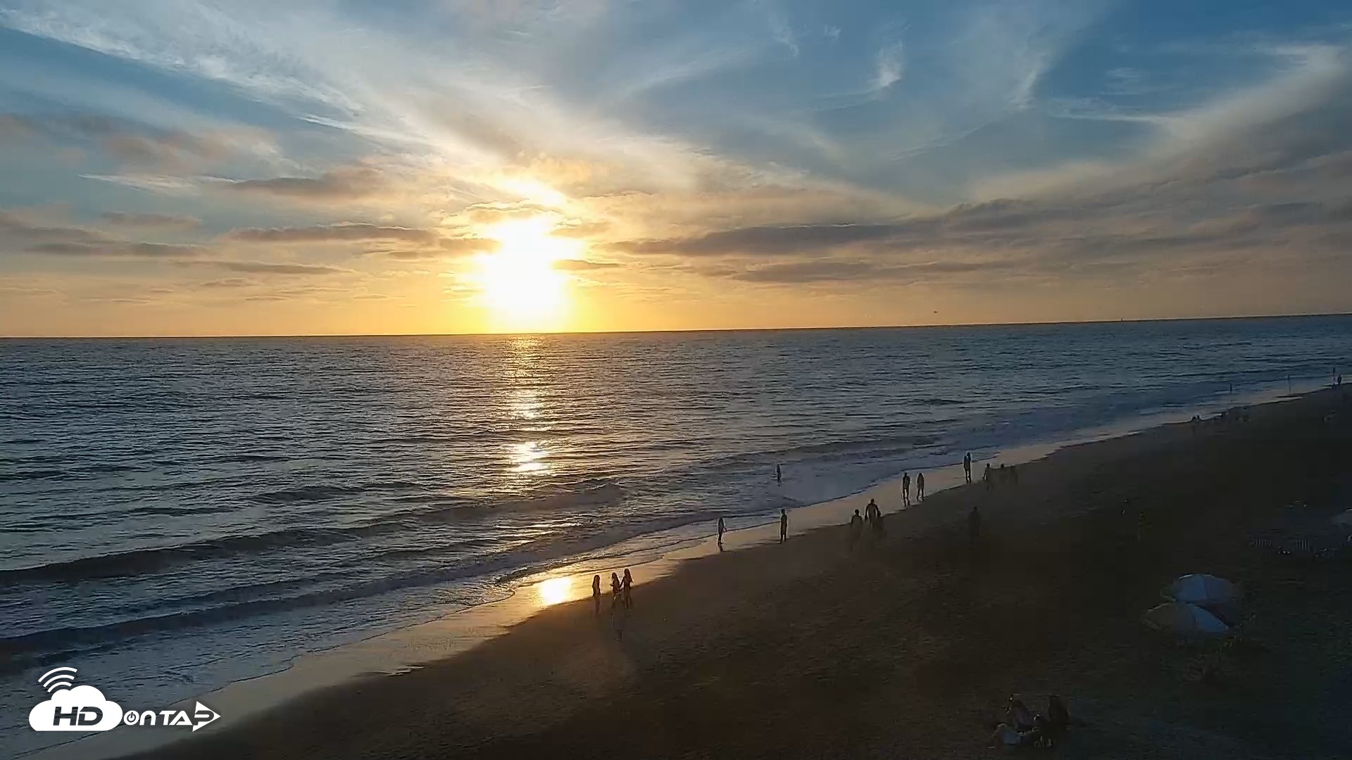 Snapshot of Carlsbad Beach Surf Live Webcam taken Aug 16, 2026, 7:17pm PDT