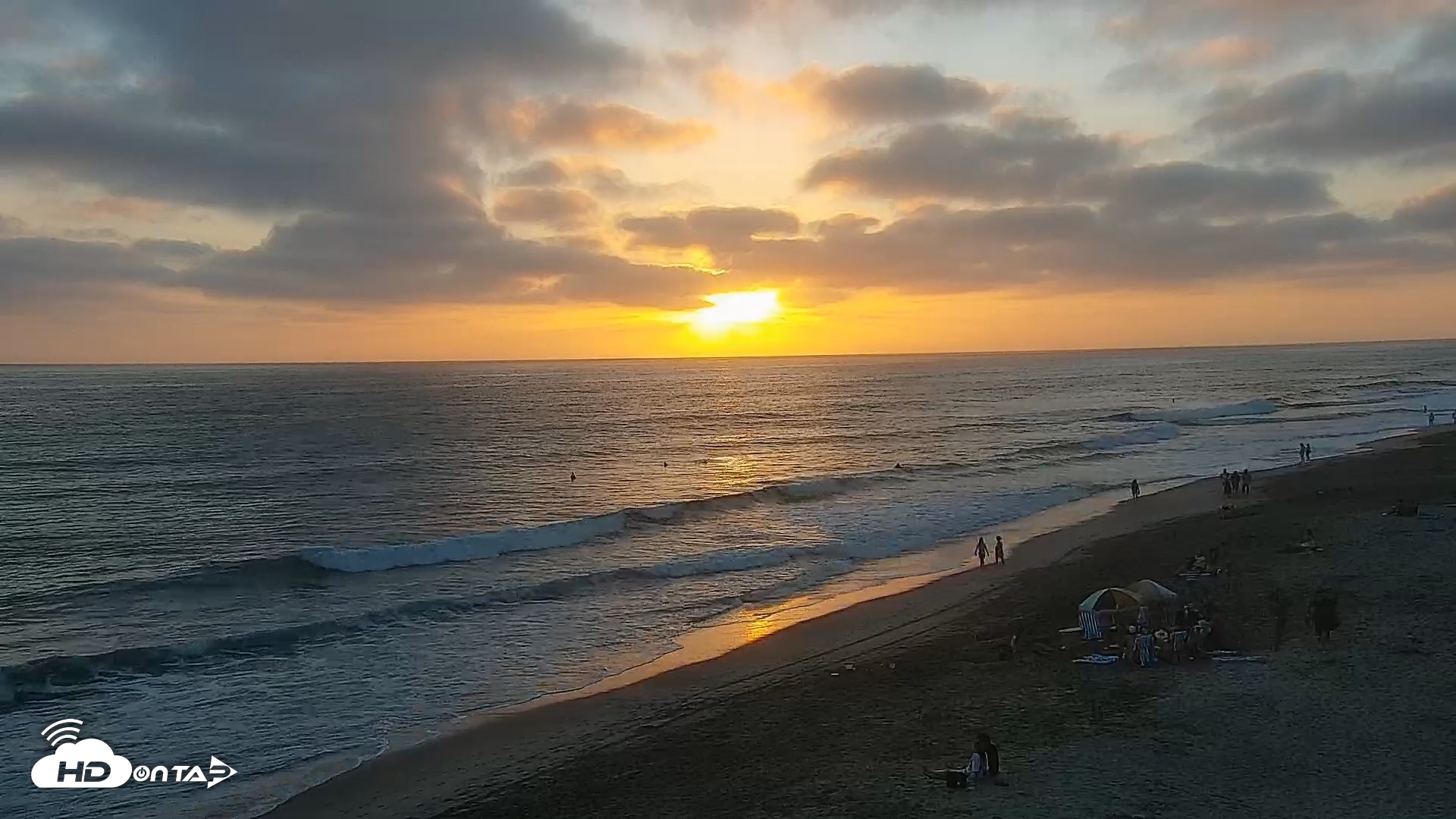 Snapshot of Carlsbad Beach Surf Live Webcam taken Aug 1, 2026, 7:41pm PDT