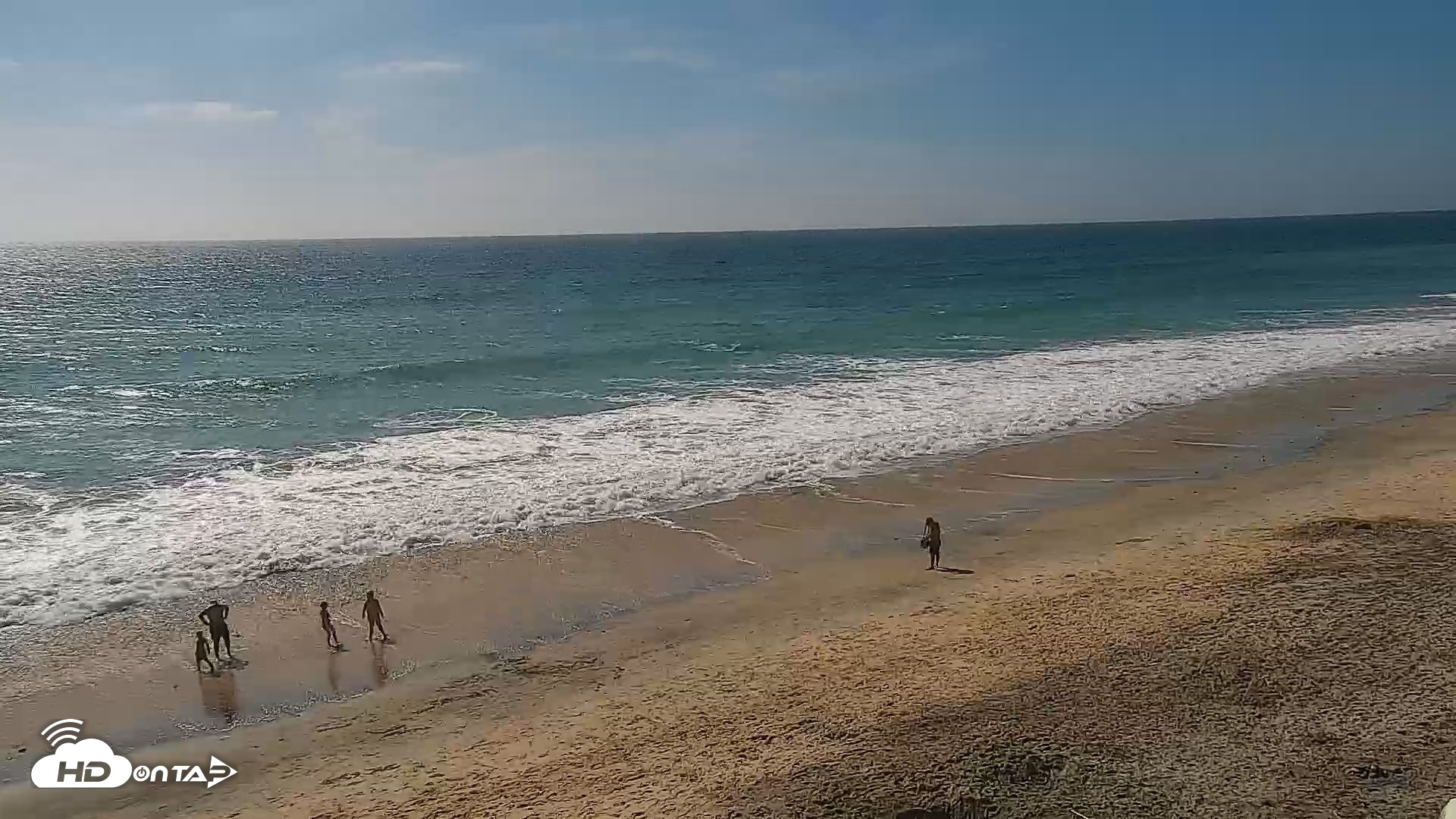 Snapshot of Carlsbad Beach Surf Live Webcam taken Sep 25, 2026, 2:57pm PDT