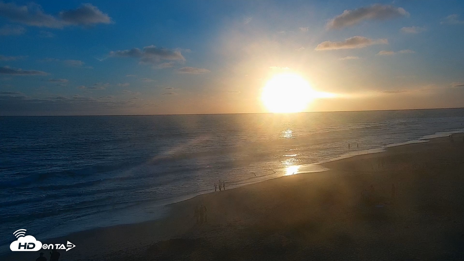 Snapshot of Carlsbad Beach Surf Live Webcam taken Jun 20, 2026, 7:48pm PDT