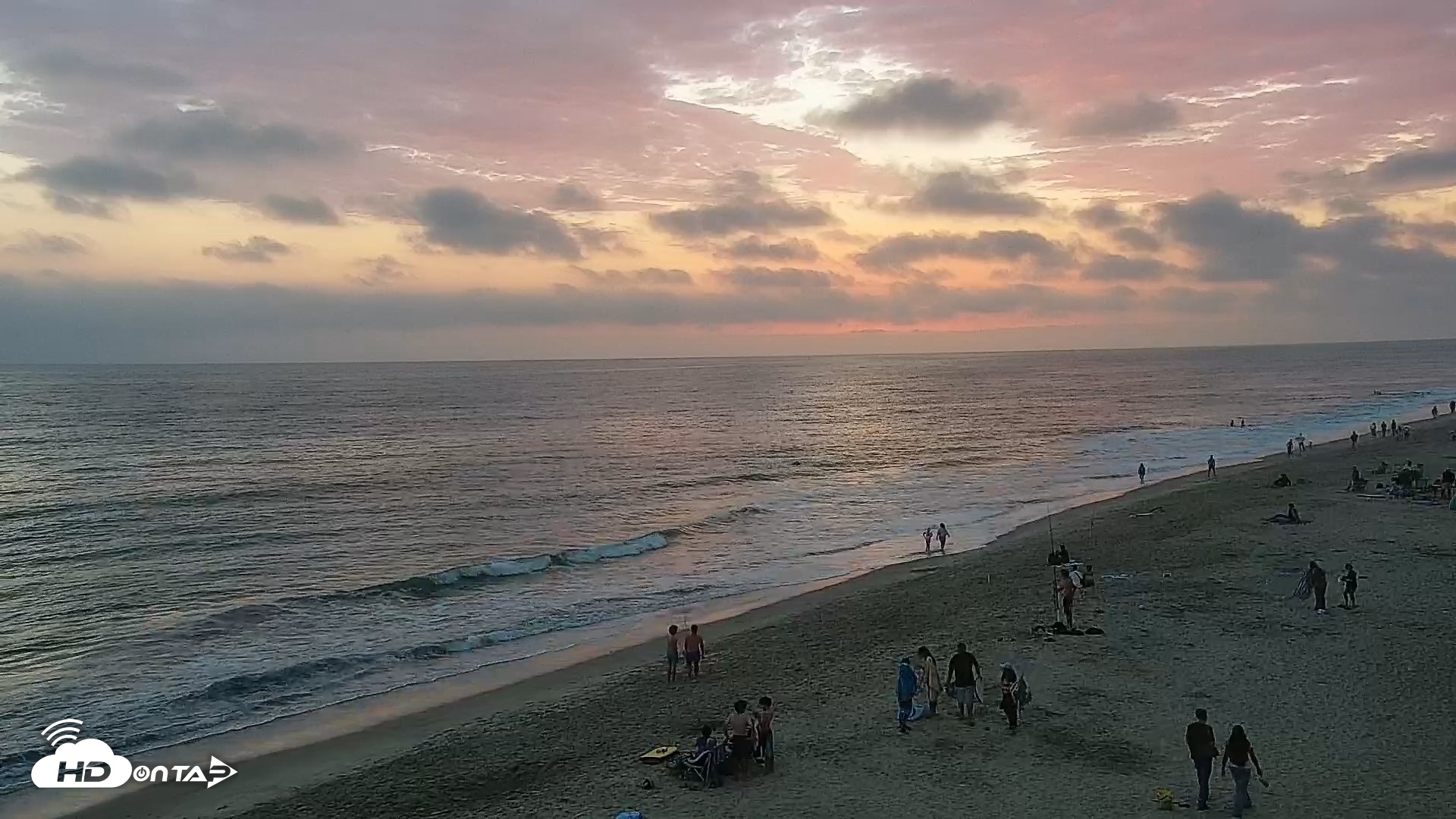 Snapshot of Carlsbad Beach Surf Live Webcam taken Jul 18, 2026, 8:25pm PDT