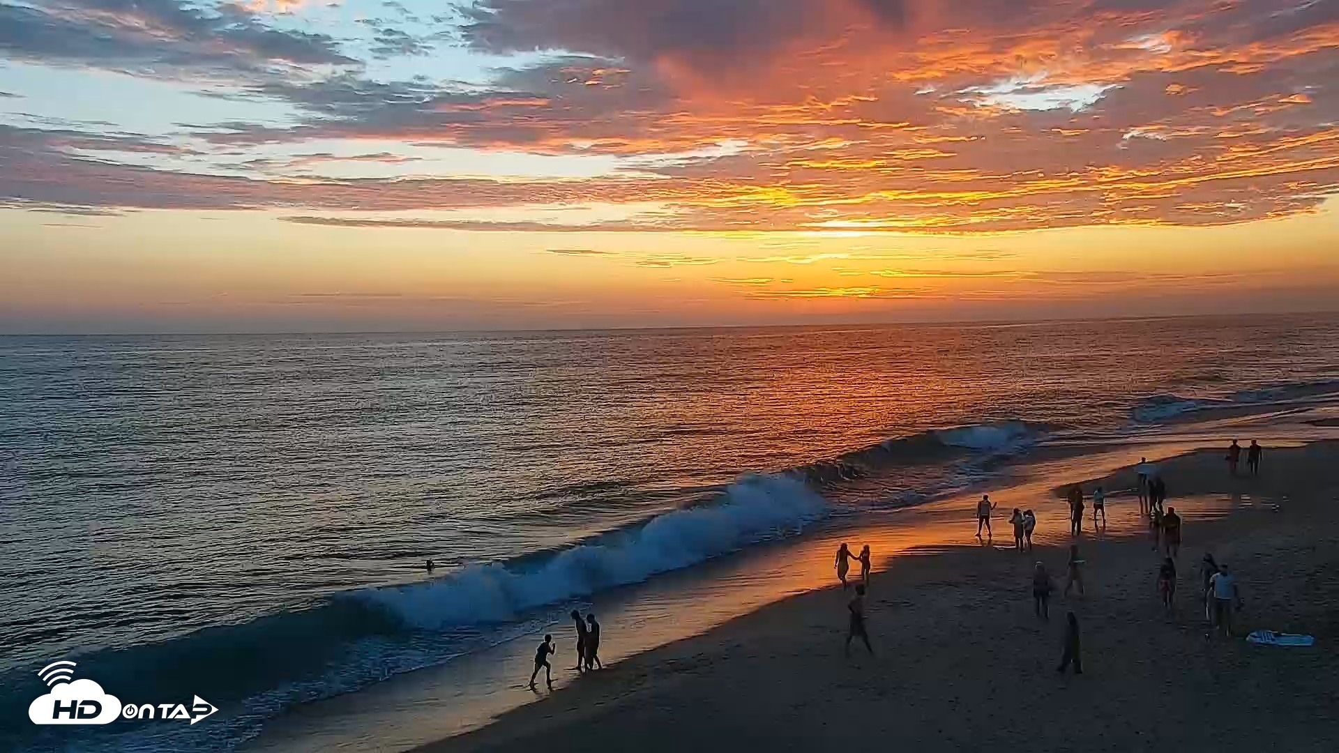 Snapshot of Carlsbad Beach Surf Live Webcam taken Jul 12, 2026, 8:03pm PDT