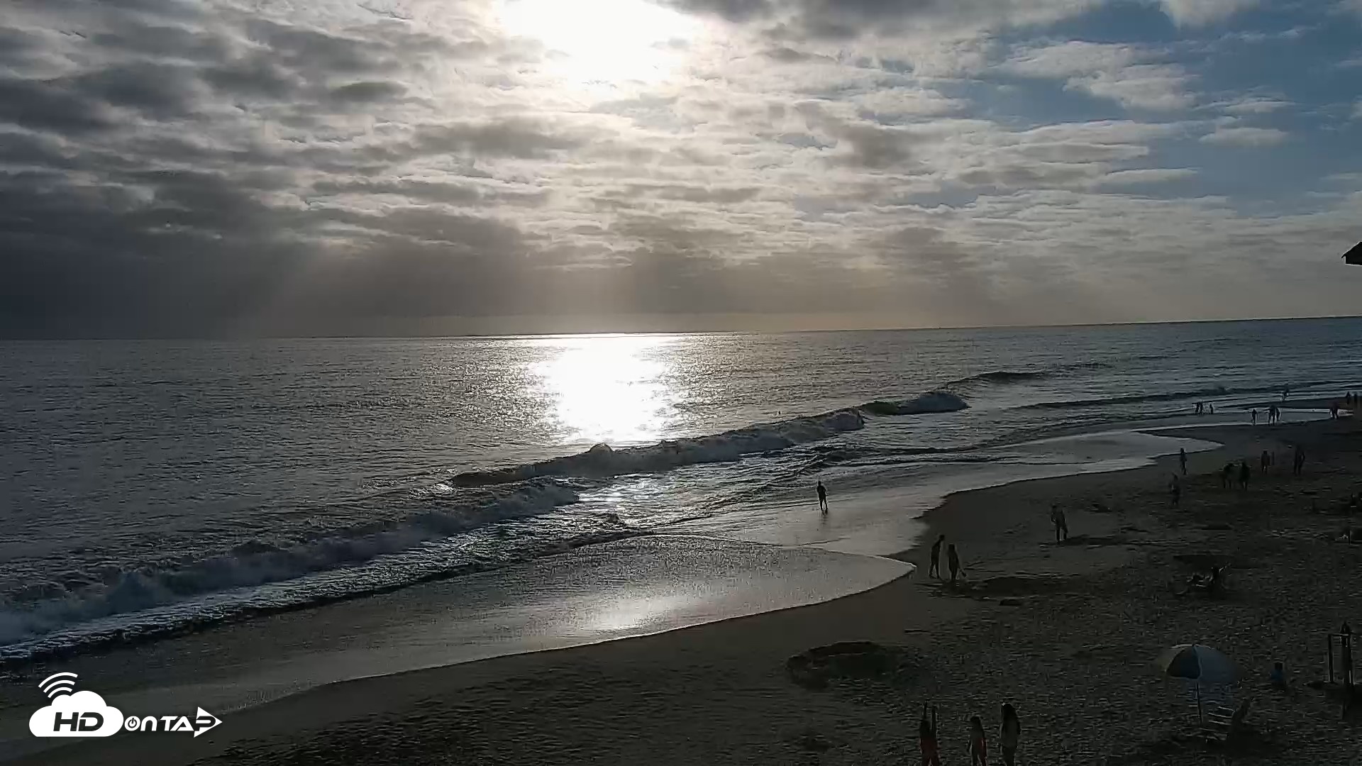 Snapshot of Carlsbad Beach Surf Live Webcam taken Jun 28, 2026, 6:46pm PDT