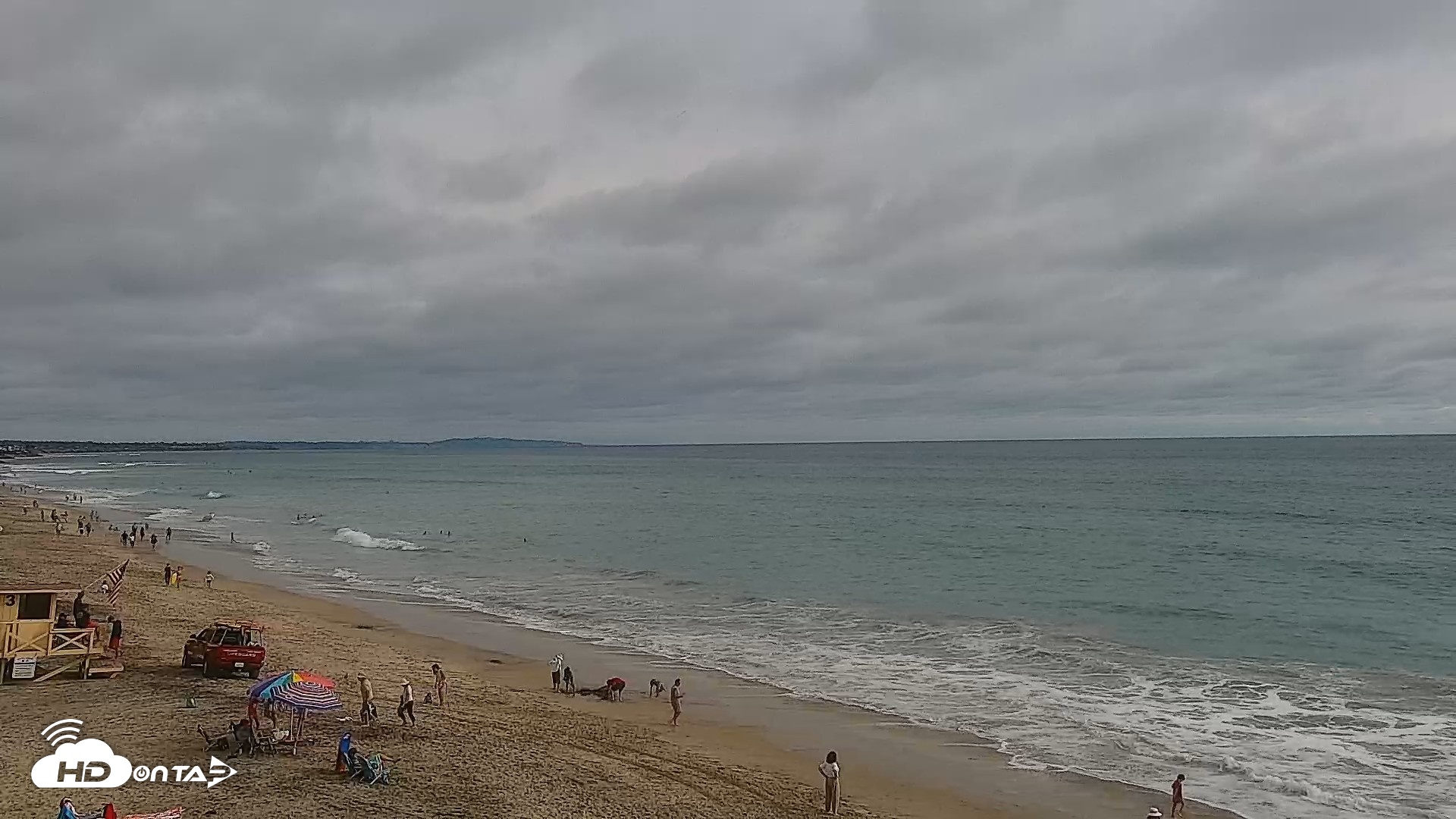 Snapshot of Carlsbad Beach Surf Live Webcam taken Aug 13, 2026, 5:33pm PDT
