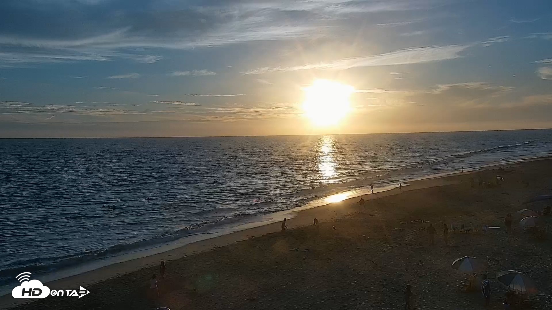 Snapshot of Carlsbad Beach Surf Live Webcam taken Jul 4, 2026, 7:44pm PDT