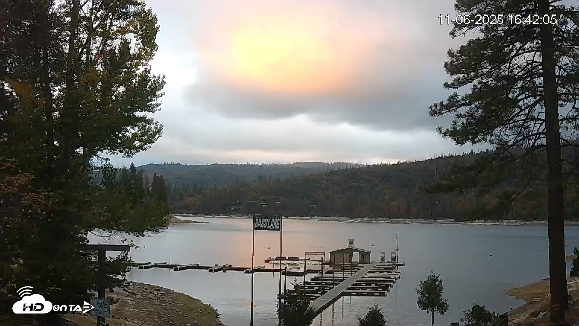 Snapshot of Miller's Landing Resort on Bass Lake Live Webcam taken Nov 6, 2025, 4:42pm PST