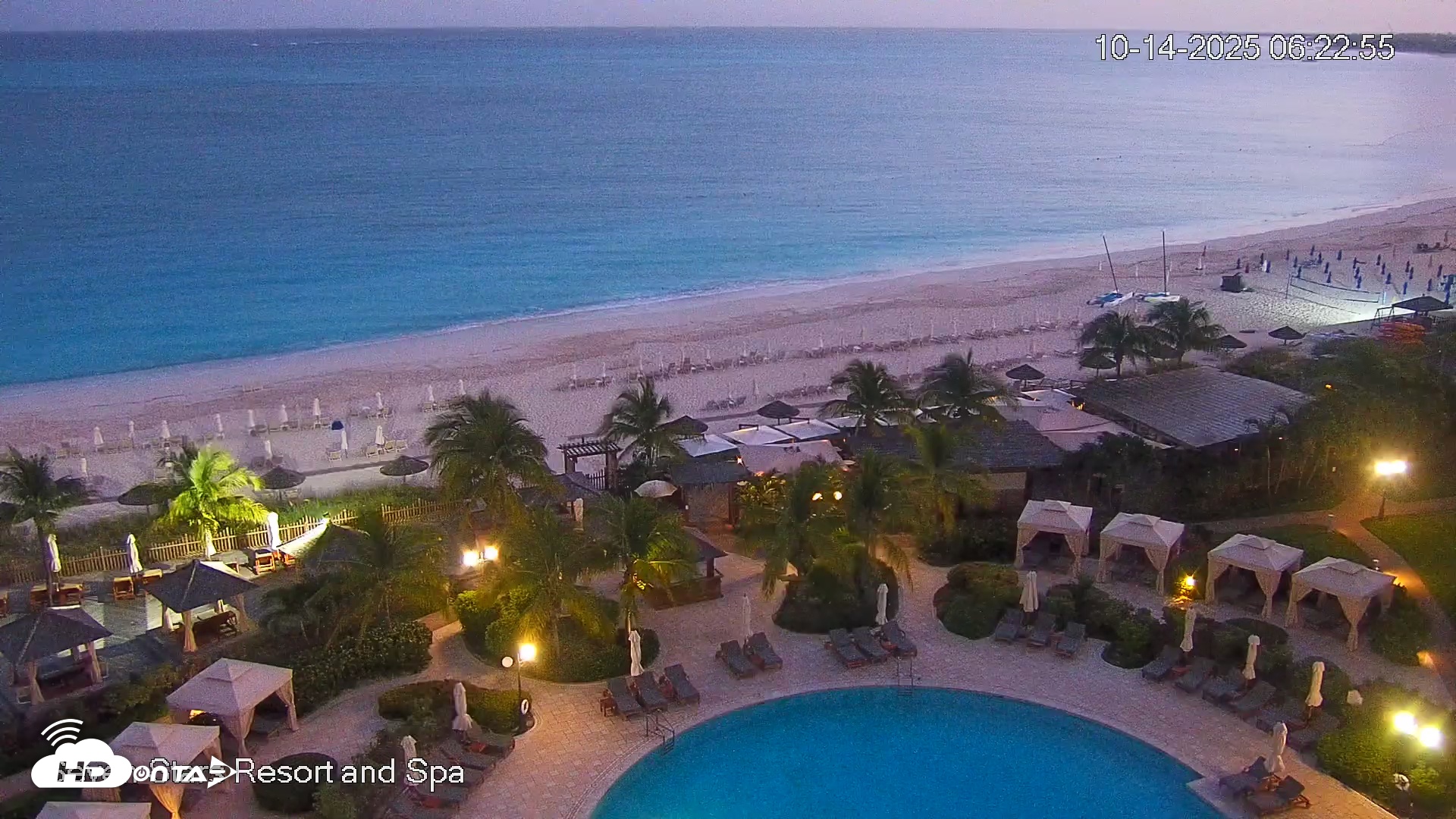 Snapshot of Turks and Caicos Seven Stars Resort Live Webcam taken Oct 14, 2025, 6:23am EDT