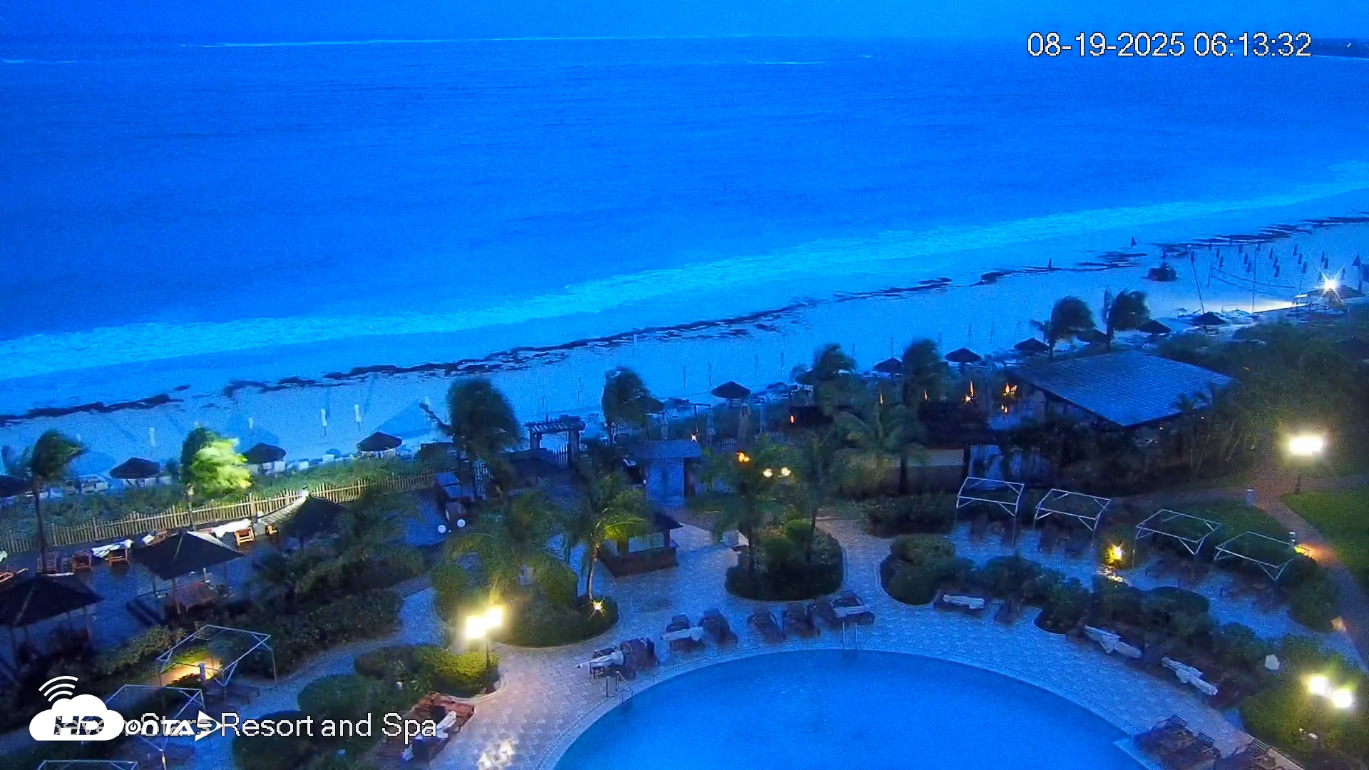 Snapshot of Turks and Caicos Seven Stars Resort Live Webcam taken Aug 19, 2025, 6:16am EDT